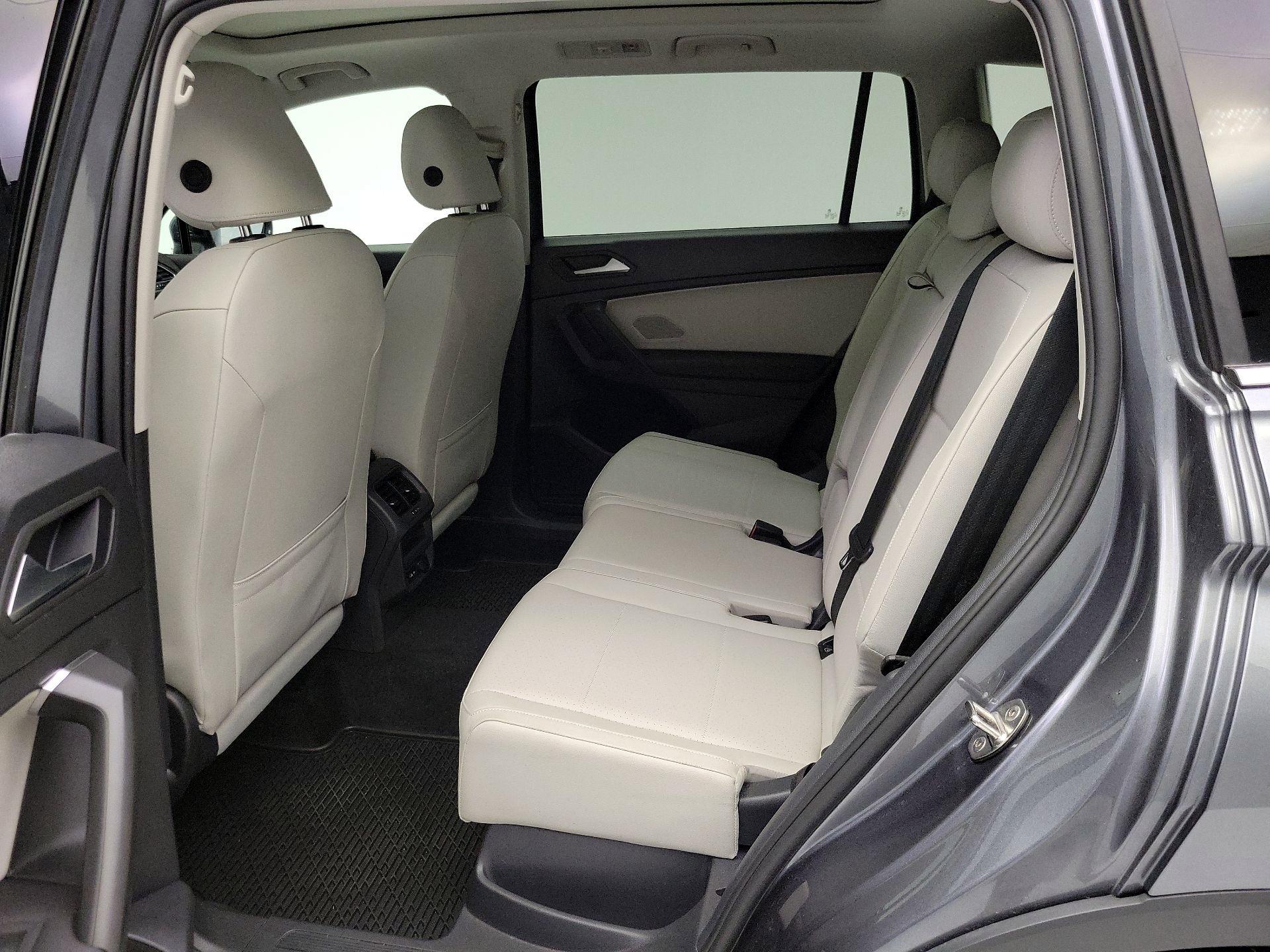 Thumbnail: 2021 Volkswagen Tiguan - 20