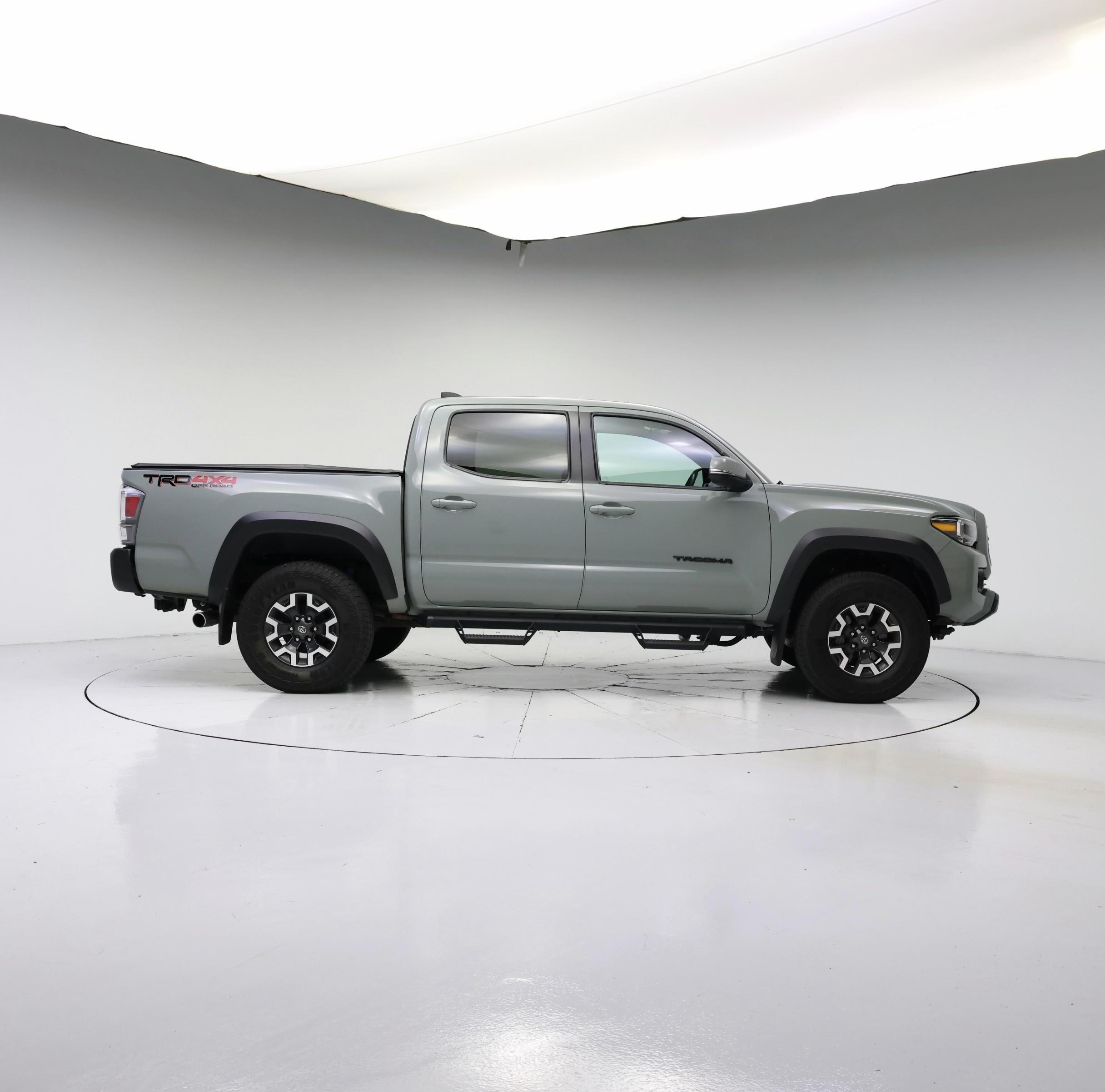 Thumbnail: 2022 Toyota Tacoma - 7