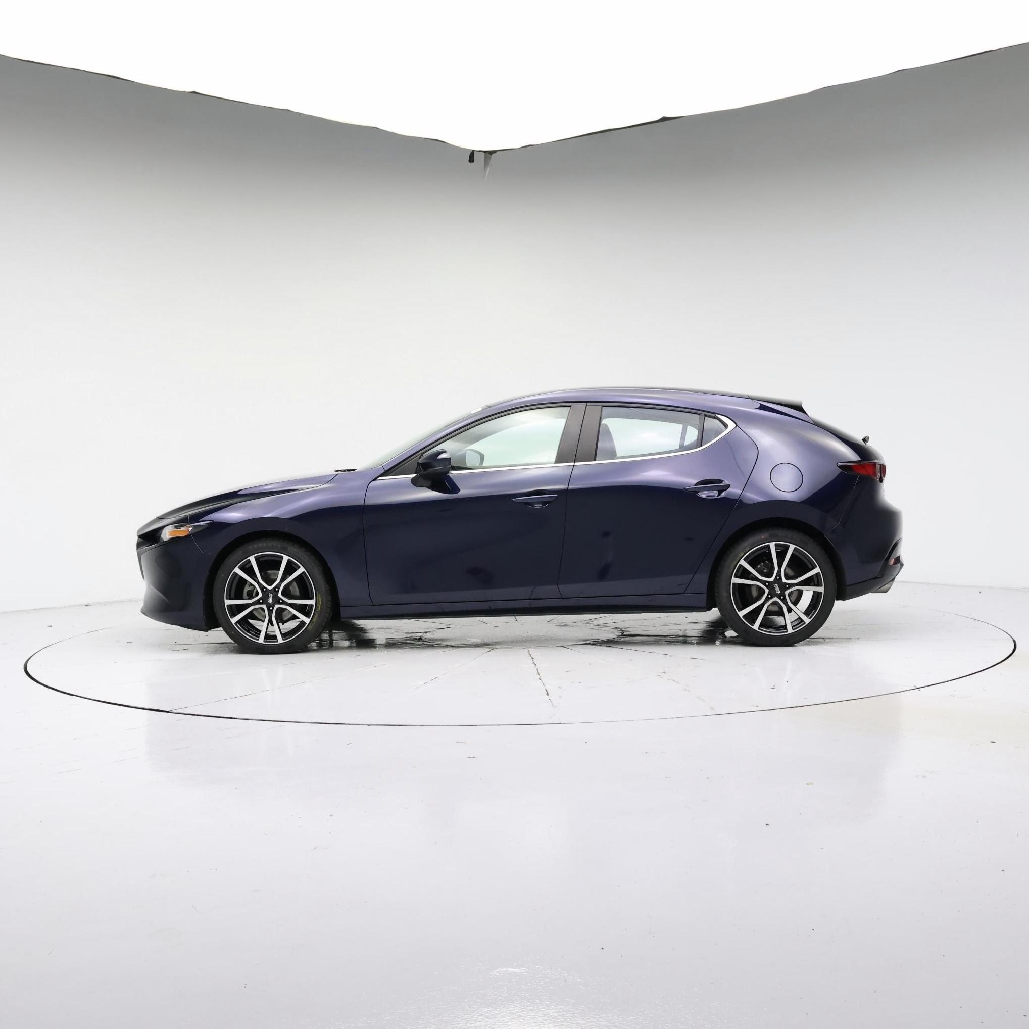 Thumbnail: 2020 Mazda Mazda3 - 3