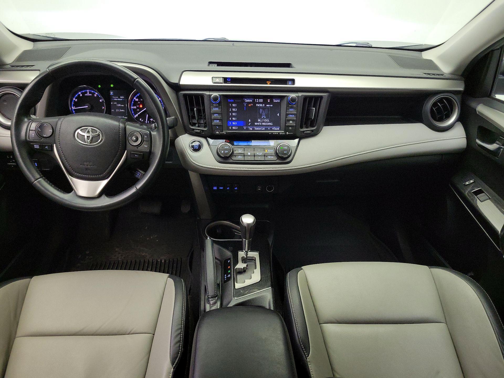 Thumbnail: 2016 Toyota RAV4 - 9