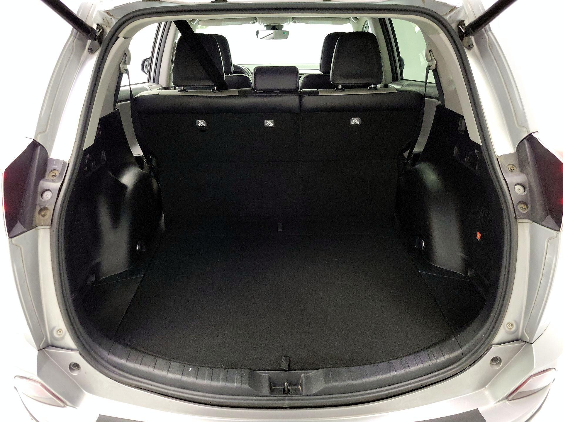 Thumbnail: 2016 Toyota RAV4 - 20