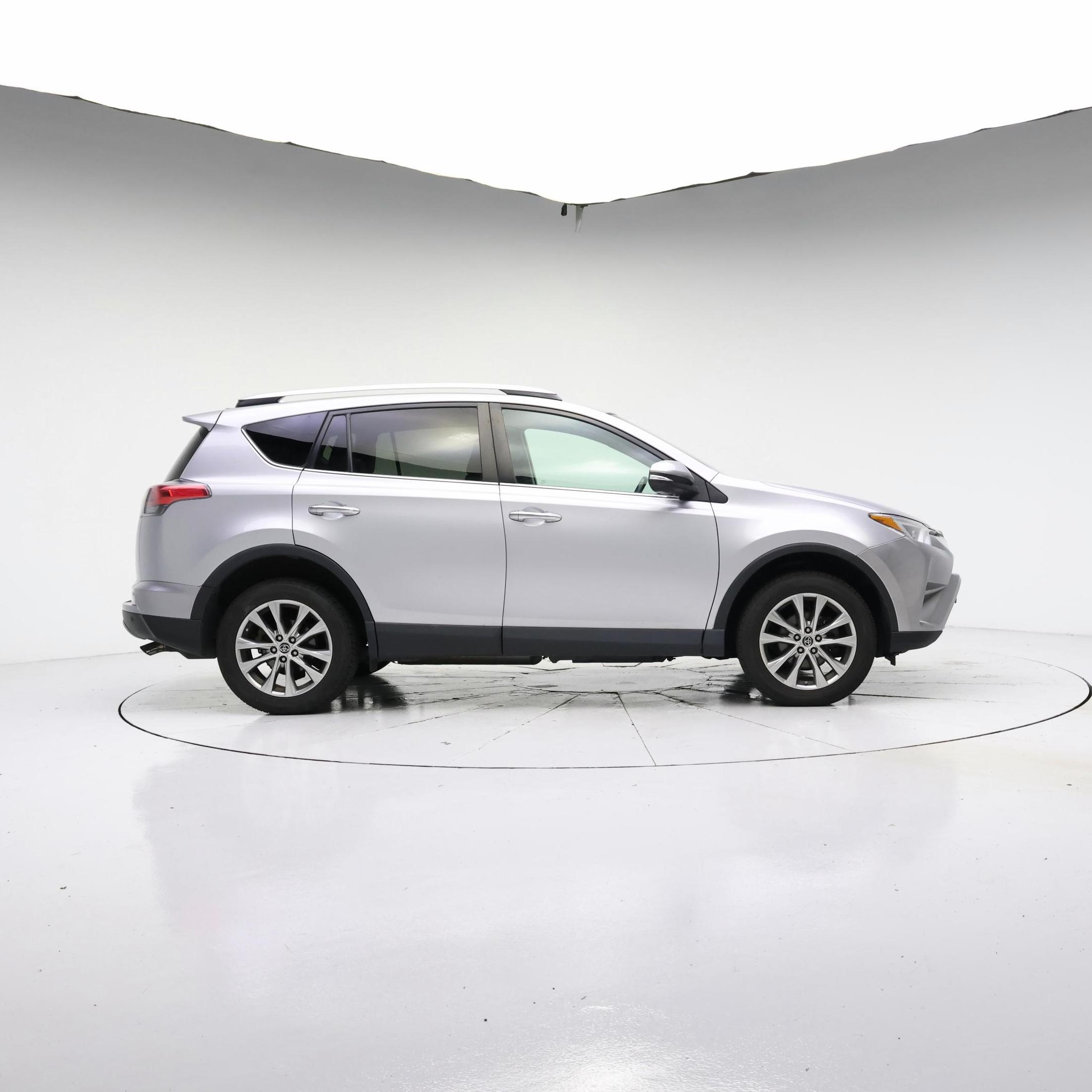 Thumbnail: 2016 Toyota RAV4 - 7