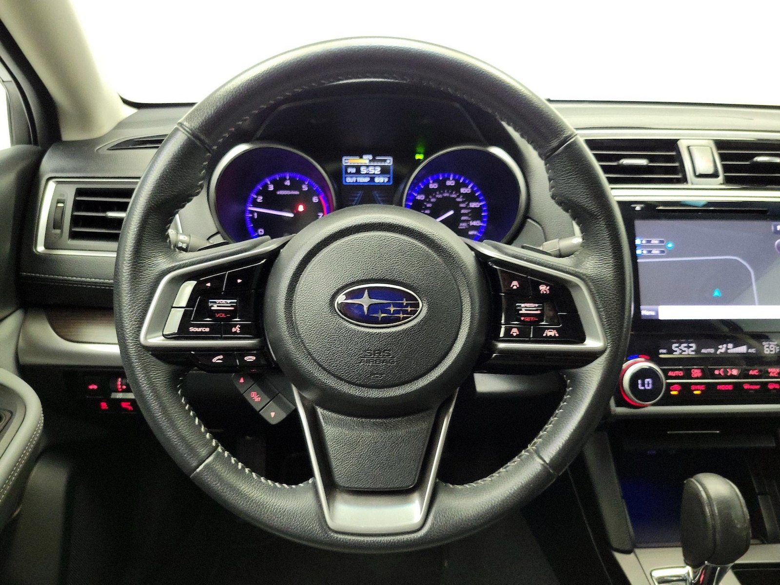 2018 Subaru Legacy Limited - Photo 11