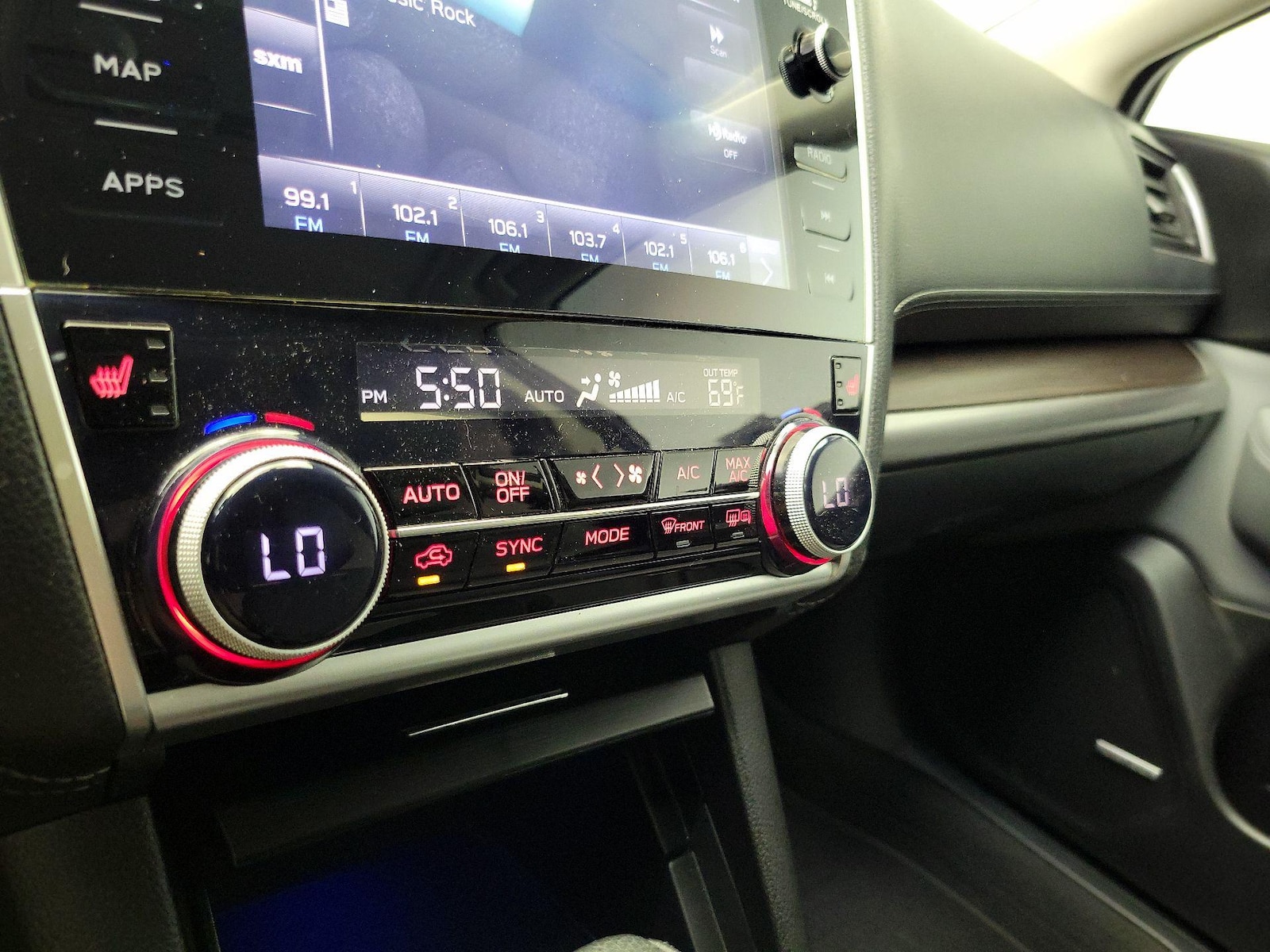 2018 Subaru Legacy Limited - Photo 18