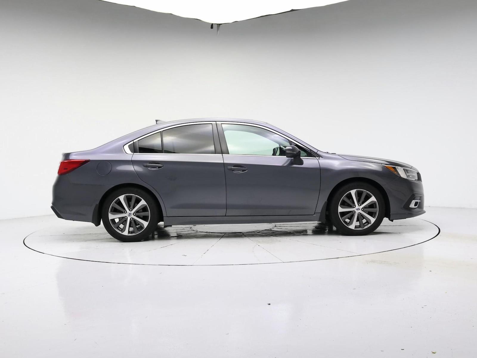 2018 Subaru Legacy Limited - Photo 8
