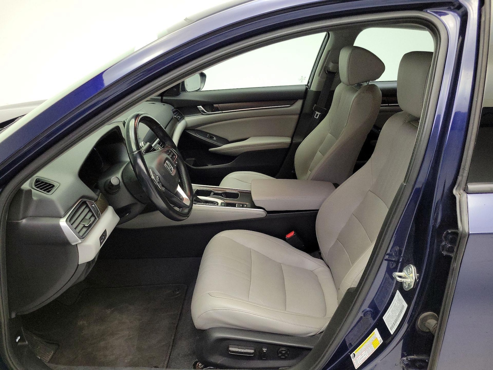 2020 Honda Accord EX-L - Photo 12
