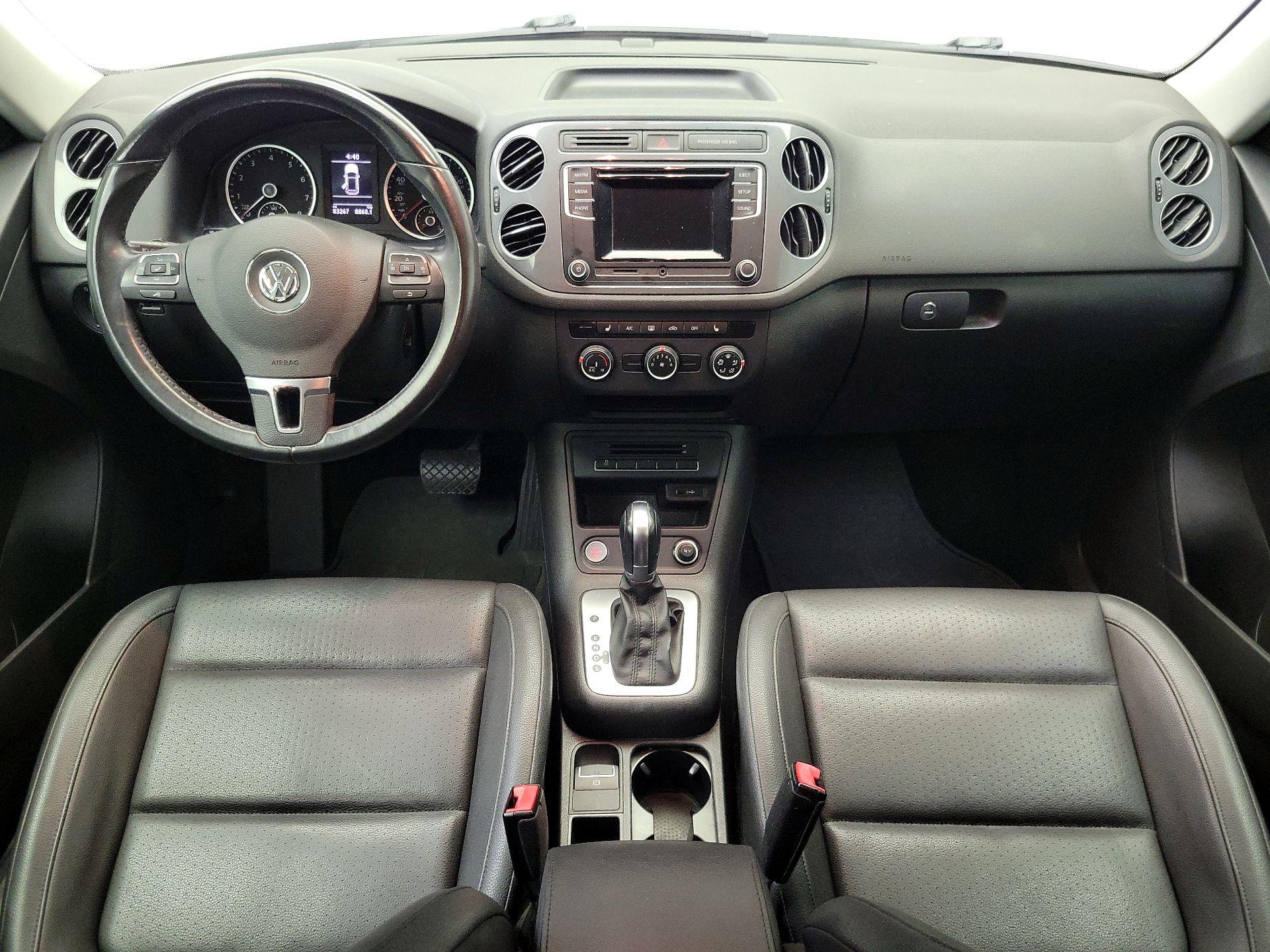 Thumbnail: 2016 Volkswagen Tiguan - 9