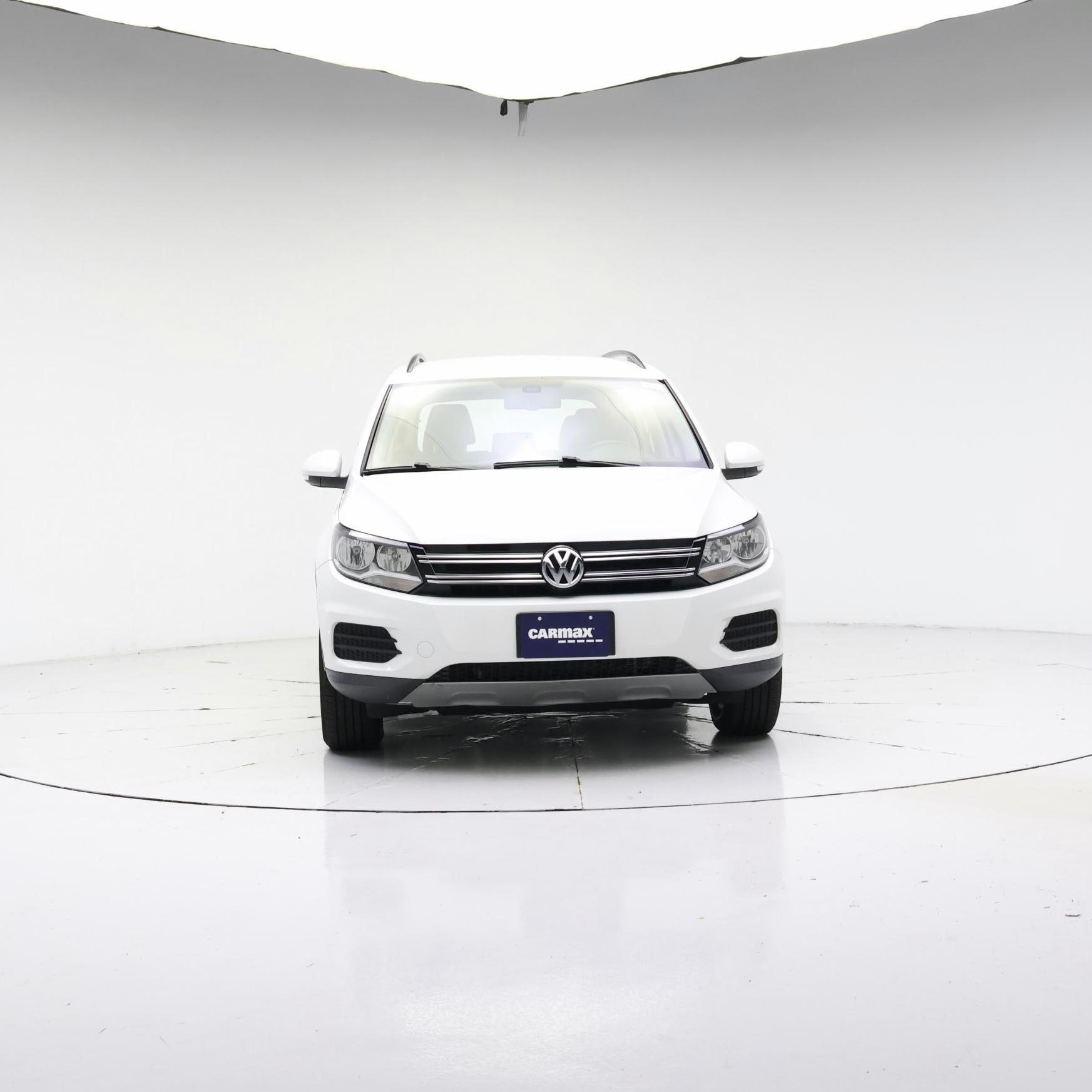 Thumbnail: 2016 Volkswagen Tiguan - 5