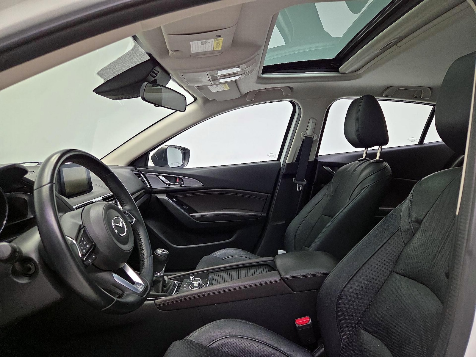 Sunroof(s) & Overhead Airbags