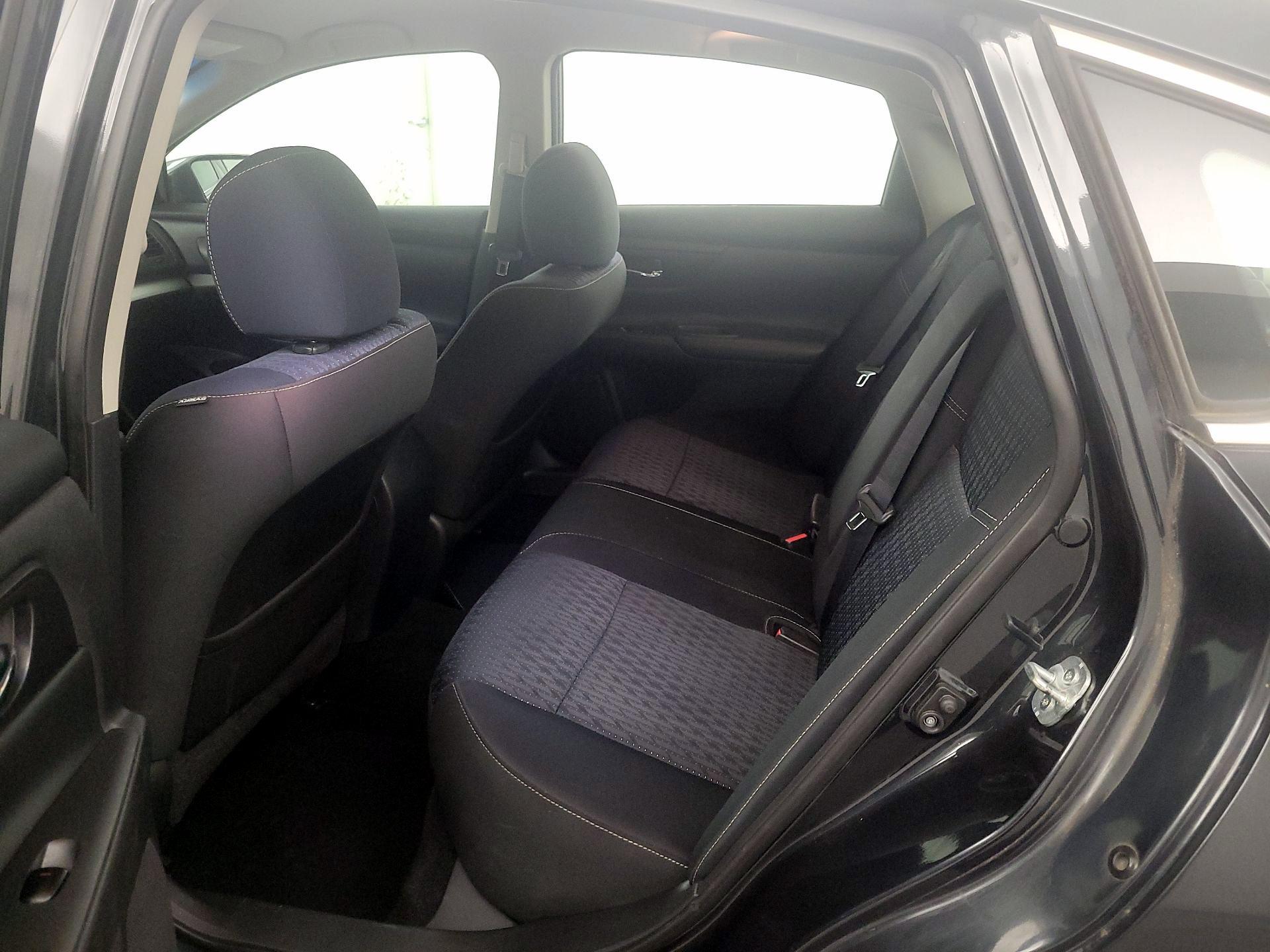 Thumbnail: 2016 Nissan Altima - 19