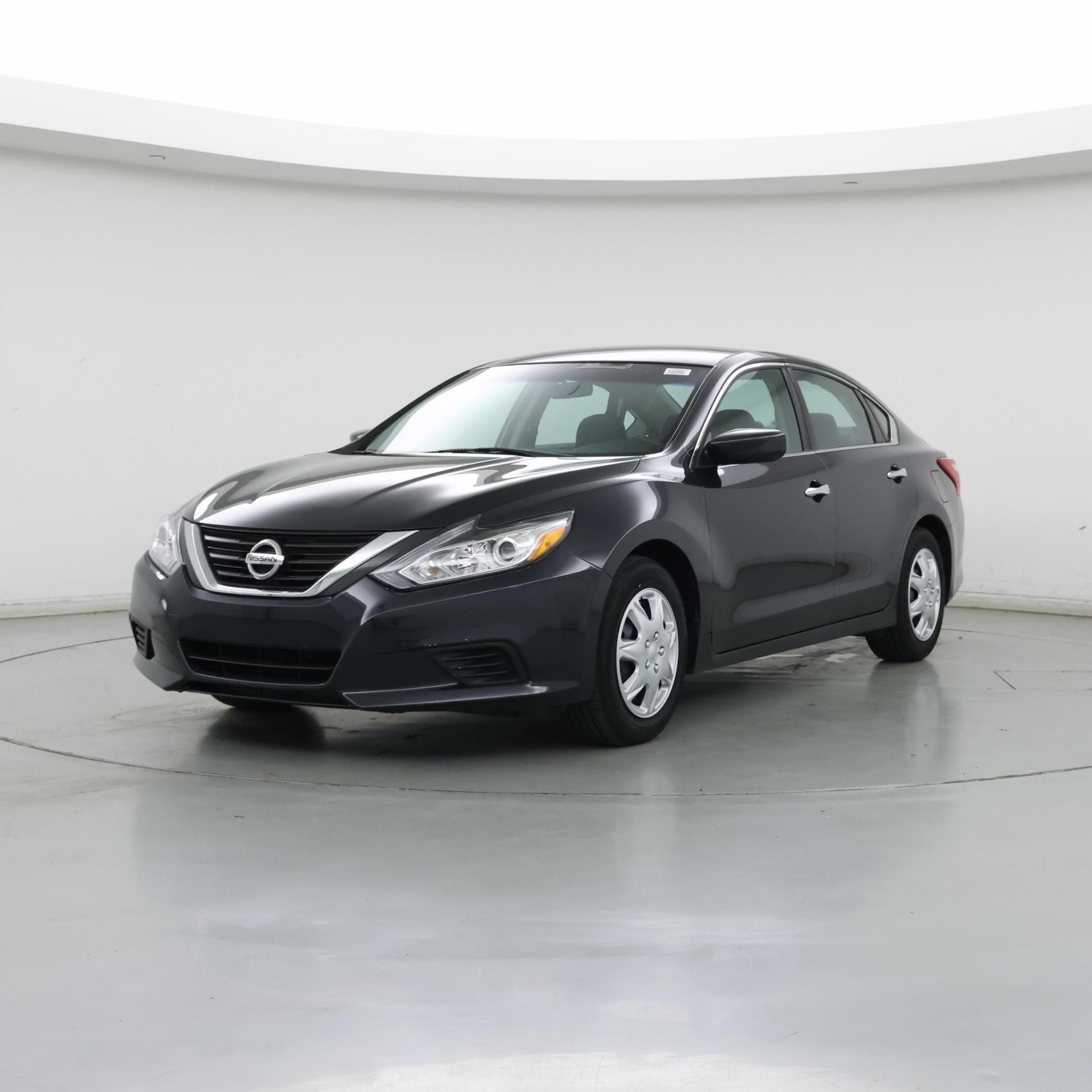 Thumbnail: 2016 Nissan Altima - 4