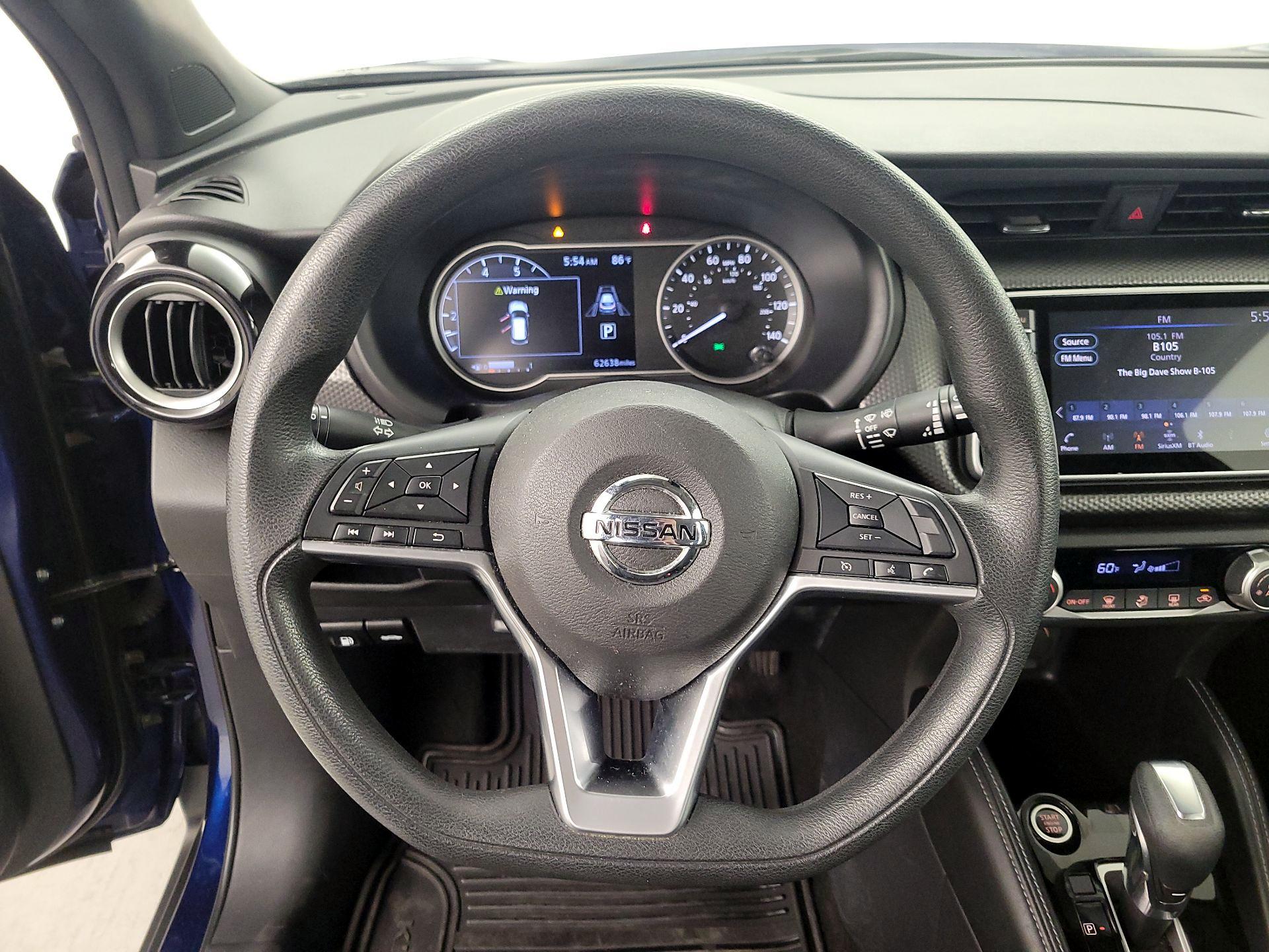 Thumbnail: 2020 Nissan Kicks - 10