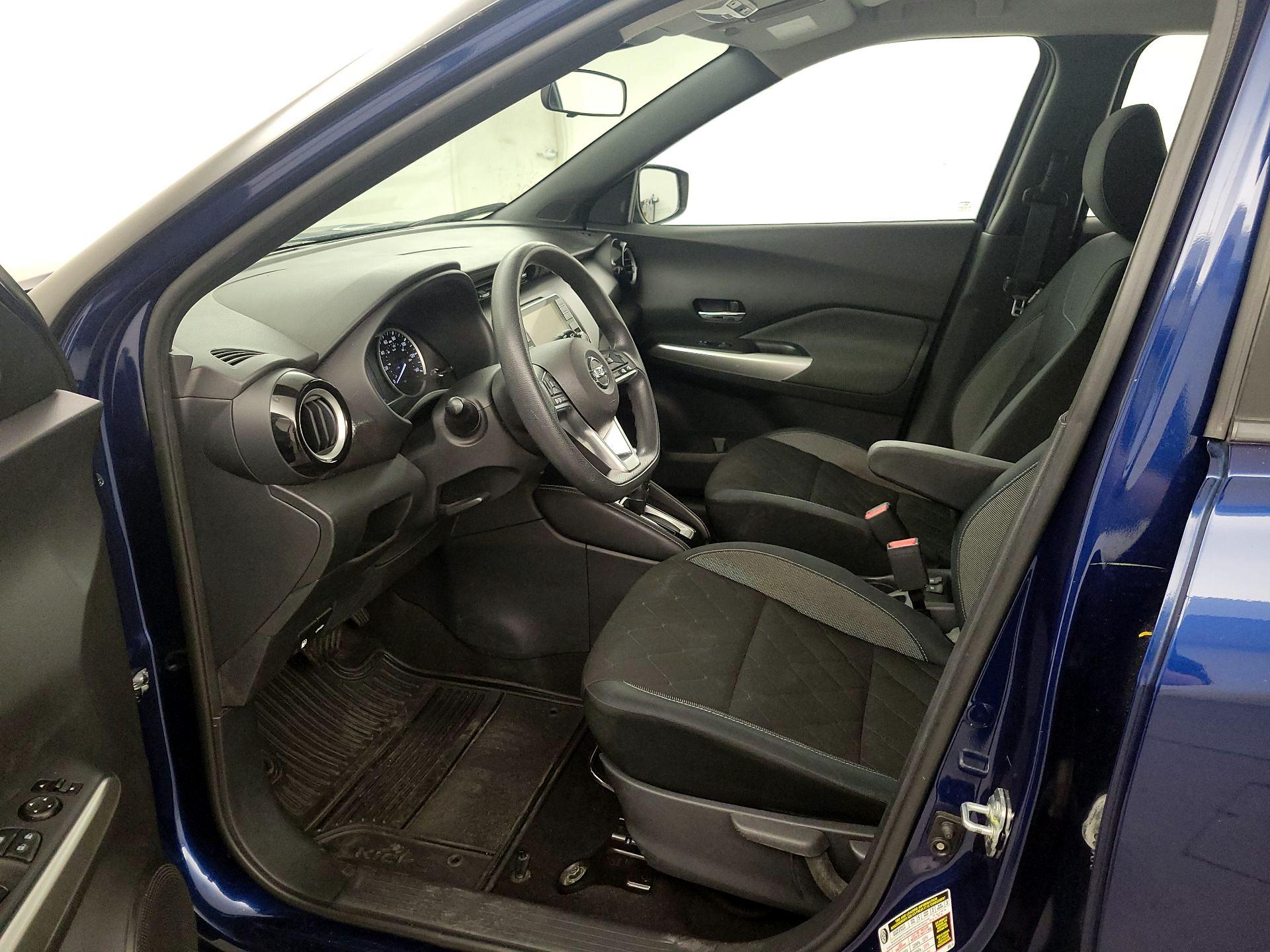 Thumbnail: 2020 Nissan Kicks - 11