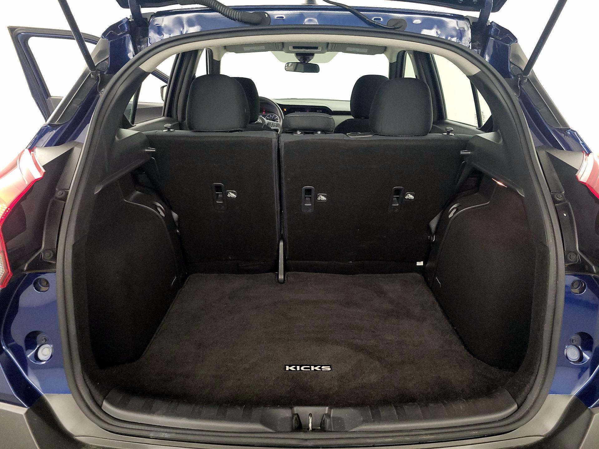 Thumbnail: 2020 Nissan Kicks - 19