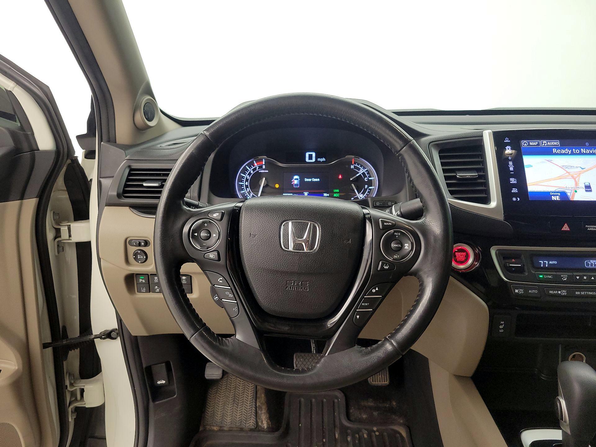 Thumbnail: 2019 Honda Ridgeline - 10