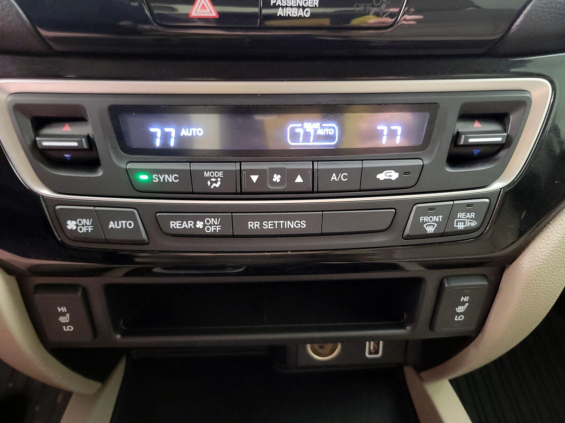 Thumbnail: 2019 Honda Ridgeline - 17