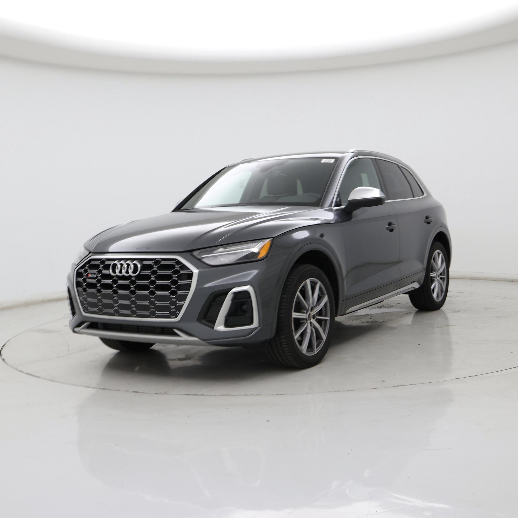 Thumbnail: 2022 Audi SQ5 - 4