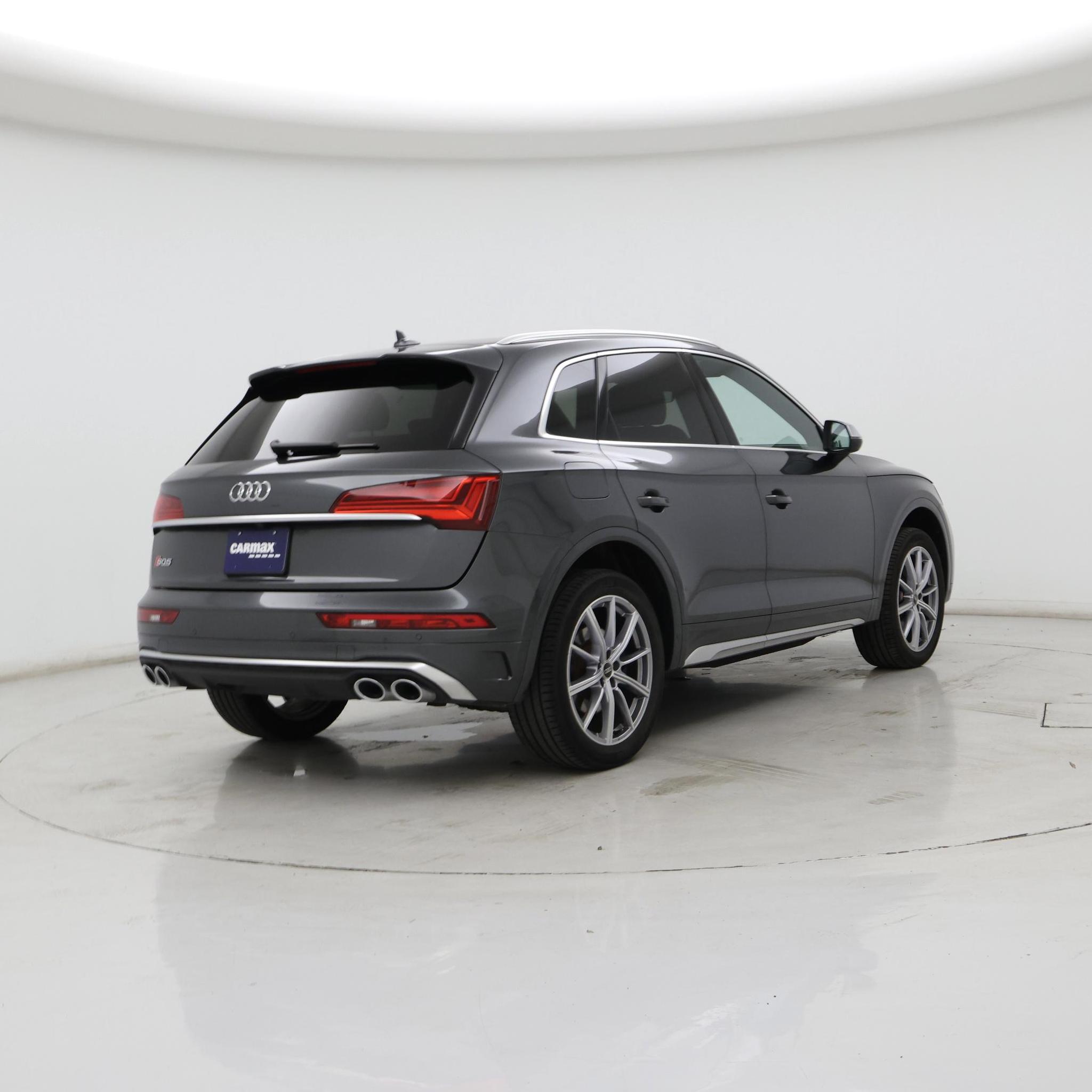 Thumbnail: 2022 Audi SQ5 - 8