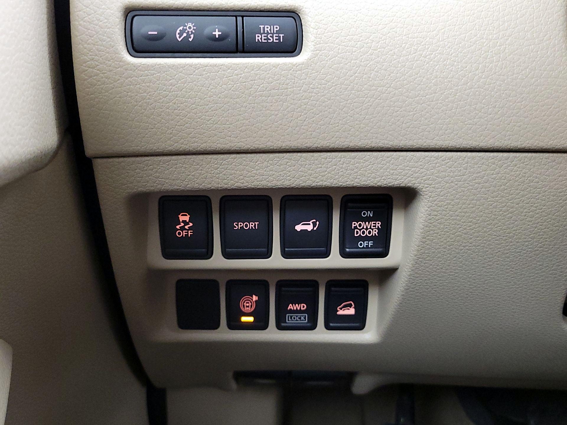 Thumbnail: 2014 Nissan Rogue - 13