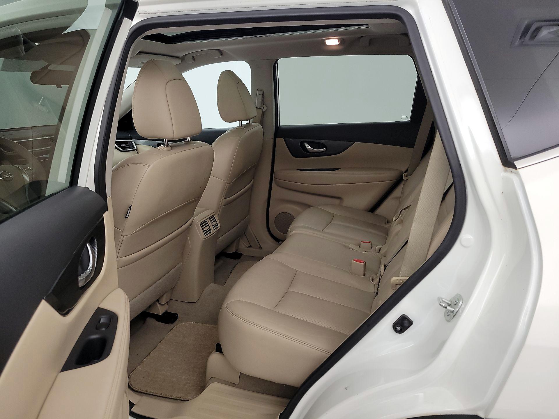 Thumbnail: 2014 Nissan Rogue - 20