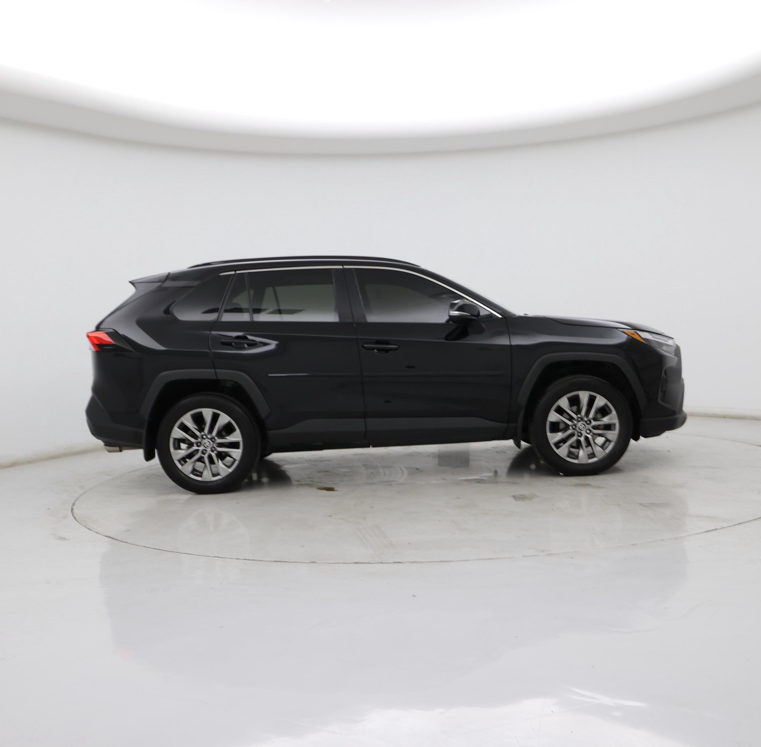 Thumbnail: 2024 Toyota RAV4 - 7