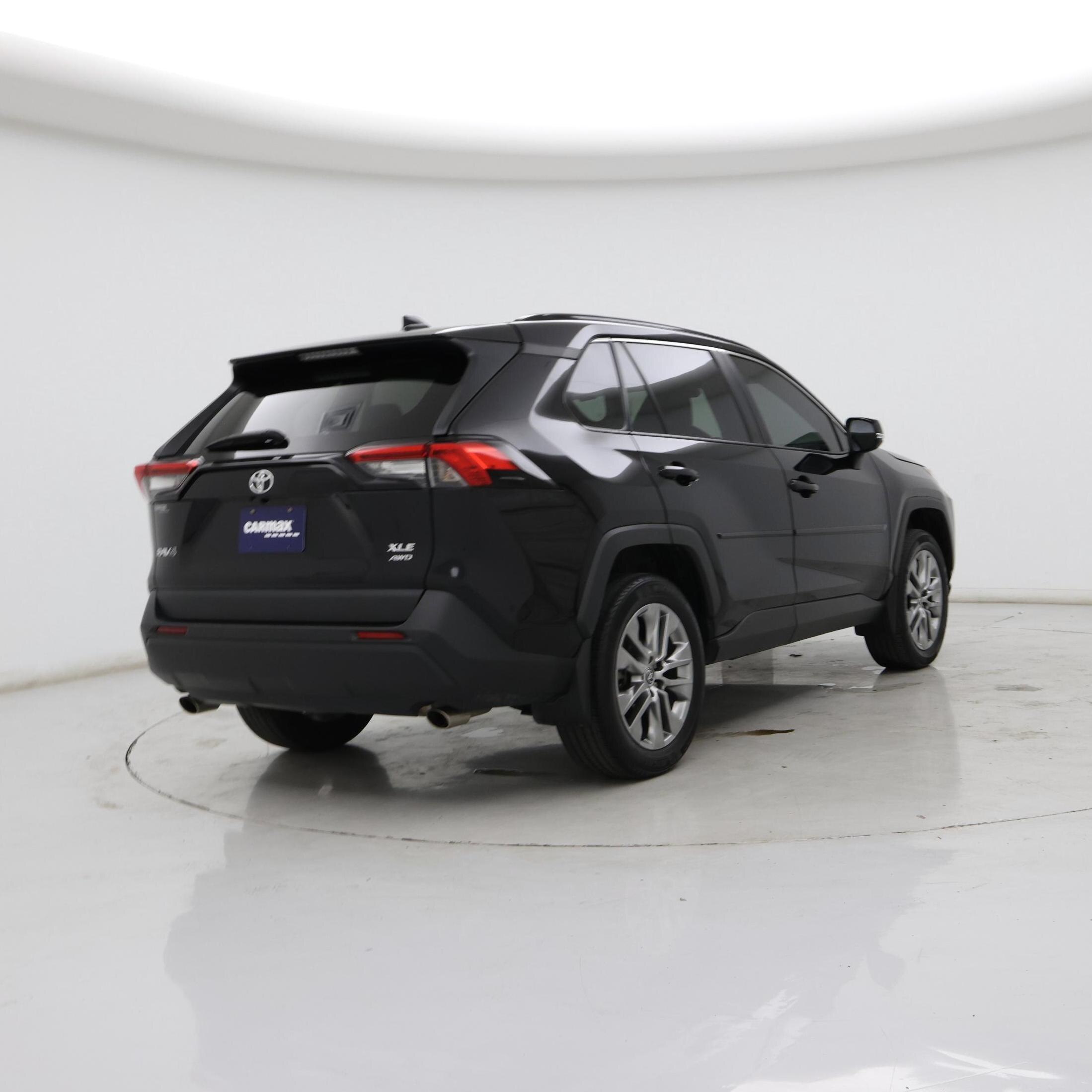 Thumbnail: 2024 Toyota RAV4 - 8