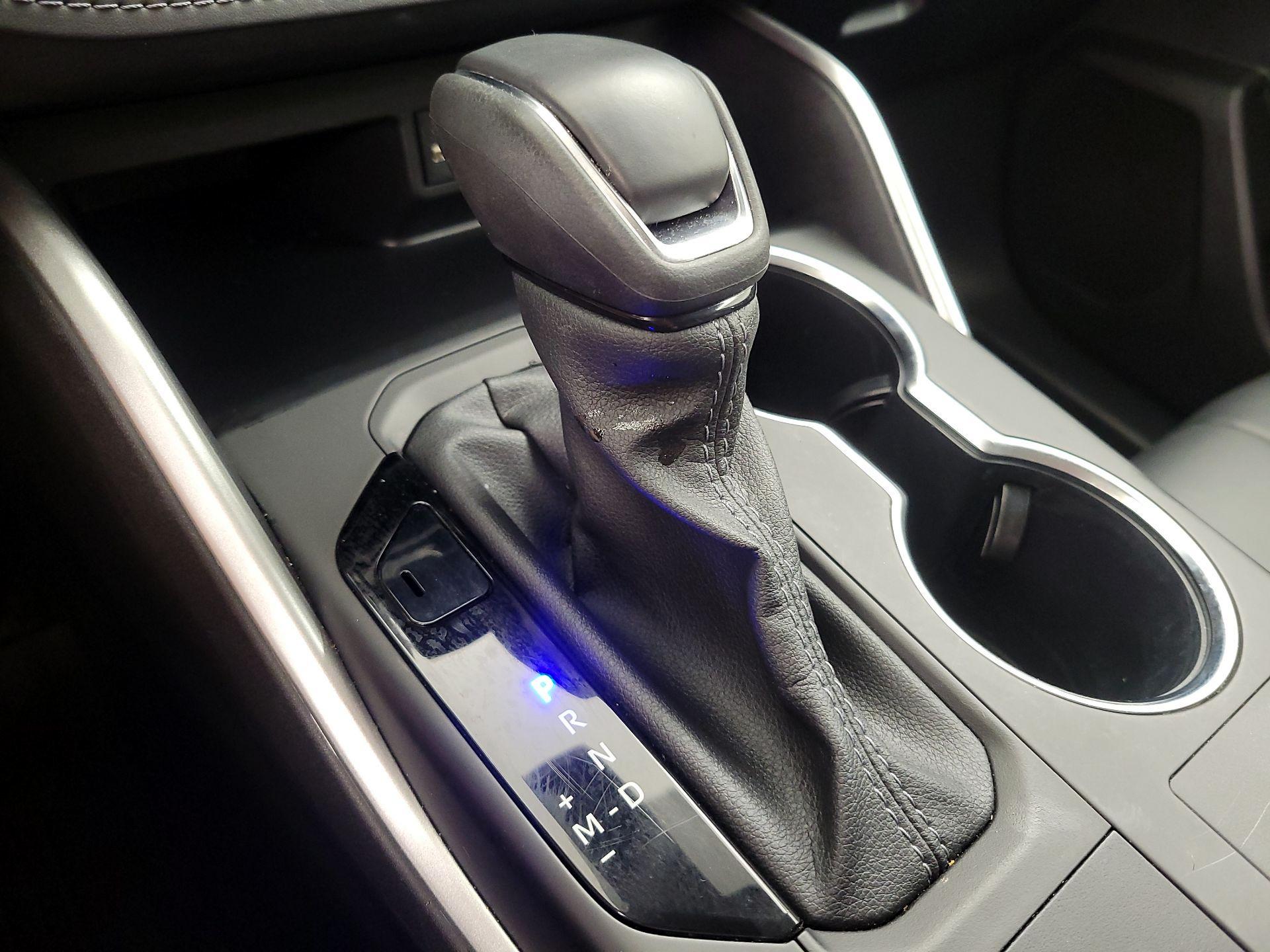 Thumbnail: 2023 Toyota Highlander - 17