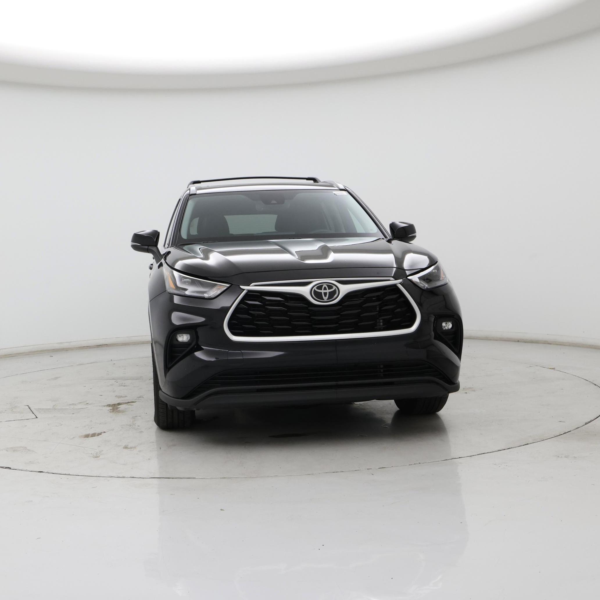 Thumbnail: 2023 Toyota Highlander - 5