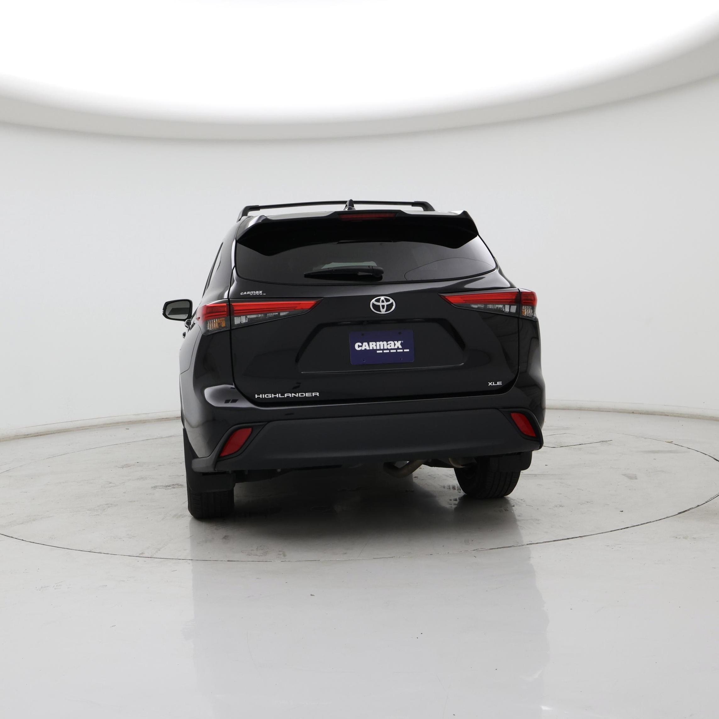 Thumbnail: 2023 Toyota Highlander - 6