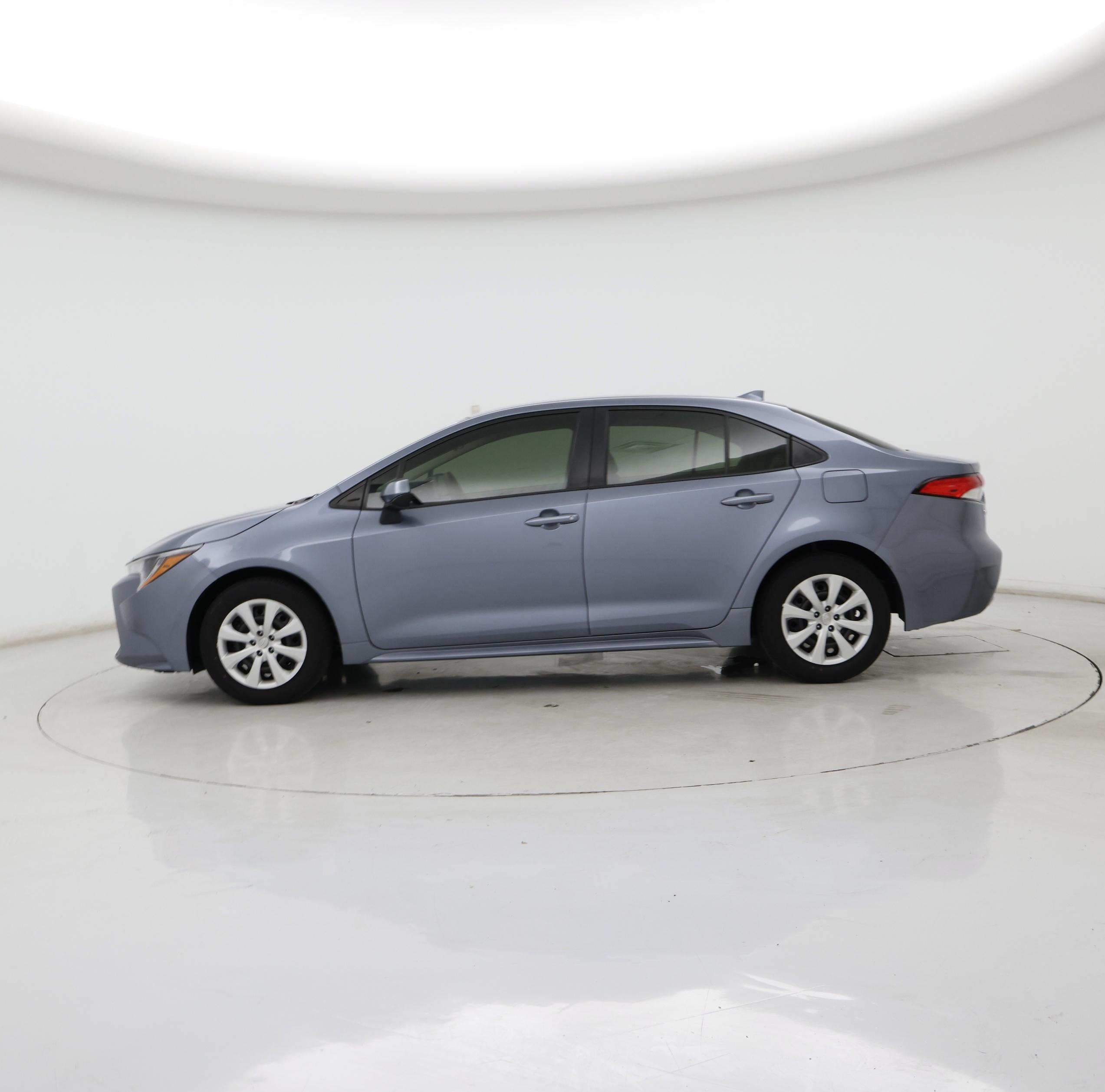 Thumbnail: 2022 Toyota Corolla - 3