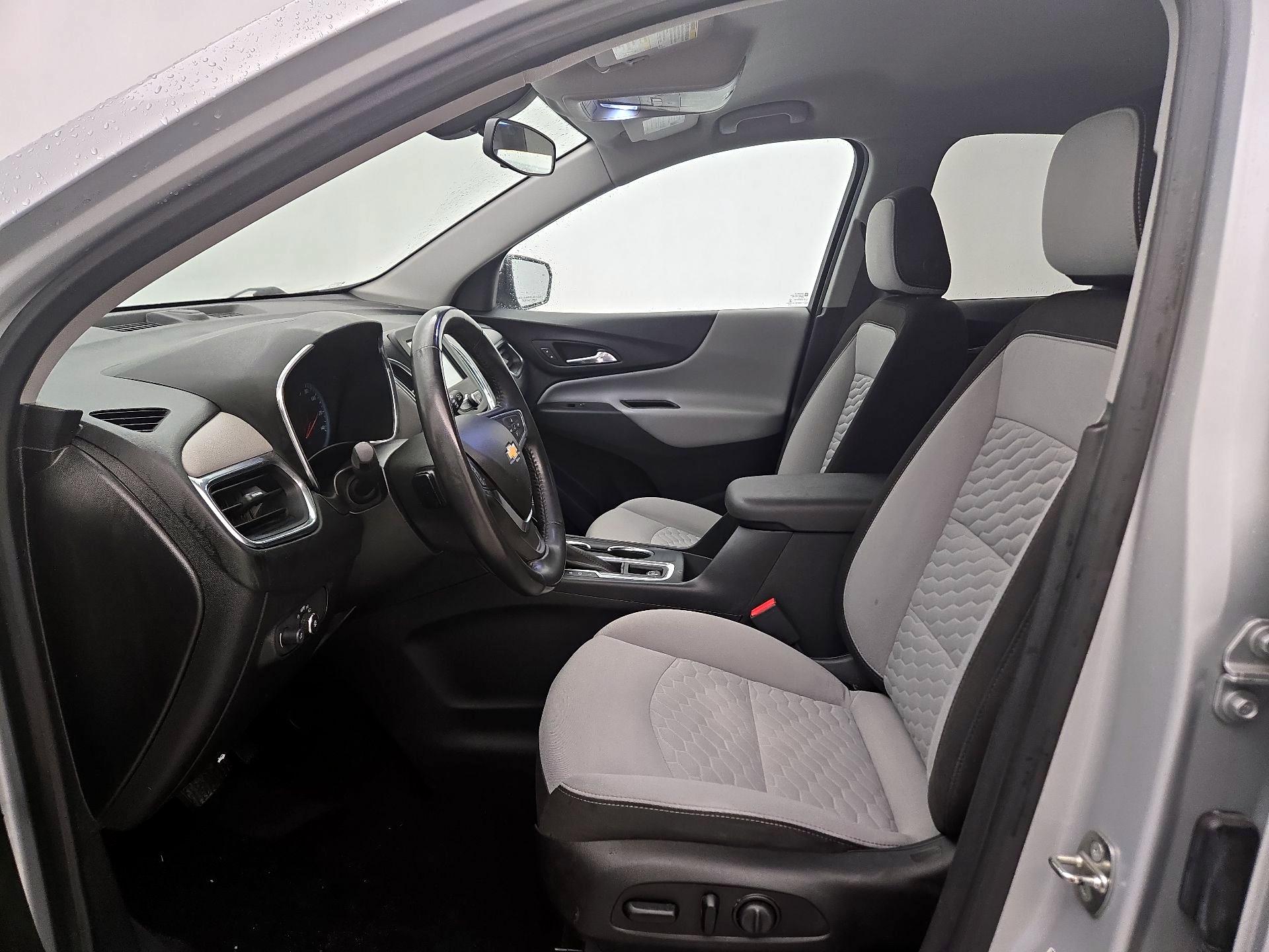 Thumbnail: 2018 Chevrolet Equinox - 11