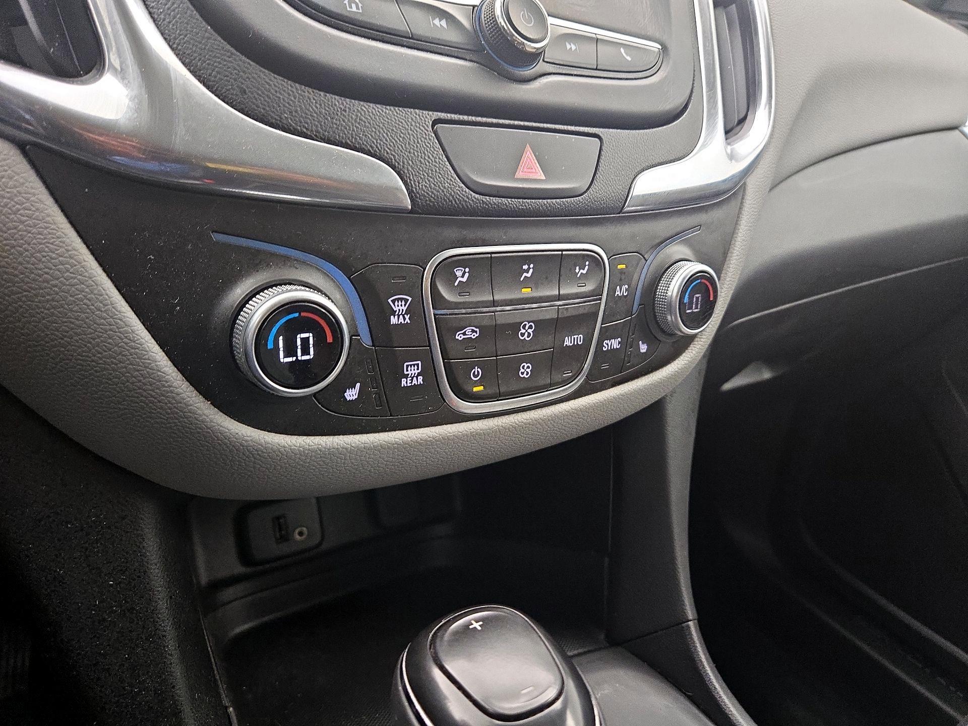 Thumbnail: 2018 Chevrolet Equinox - 16