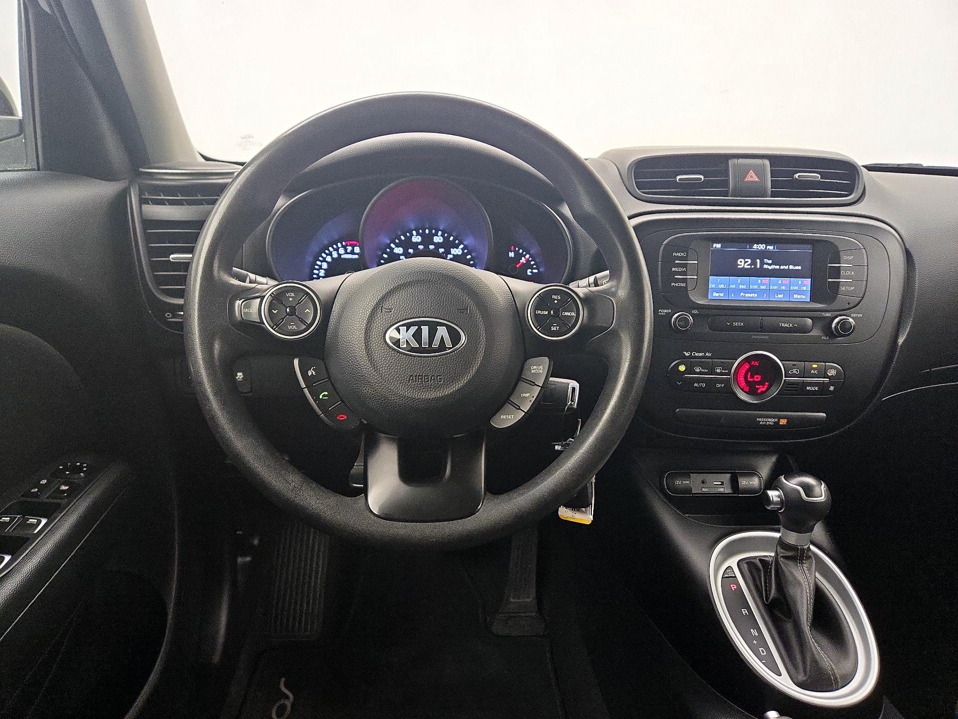 Thumbnail: 2017 Kia Soul - 10