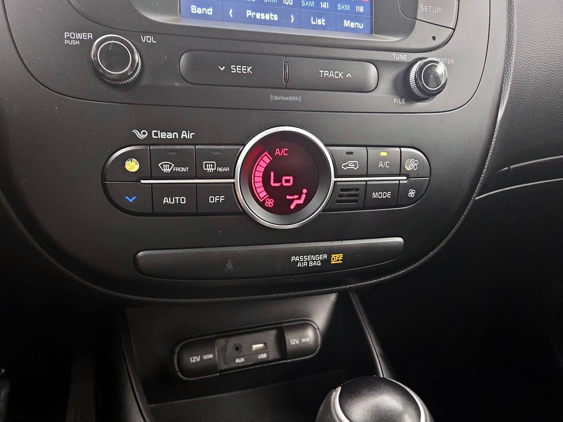Thumbnail: 2017 Kia Soul - 16