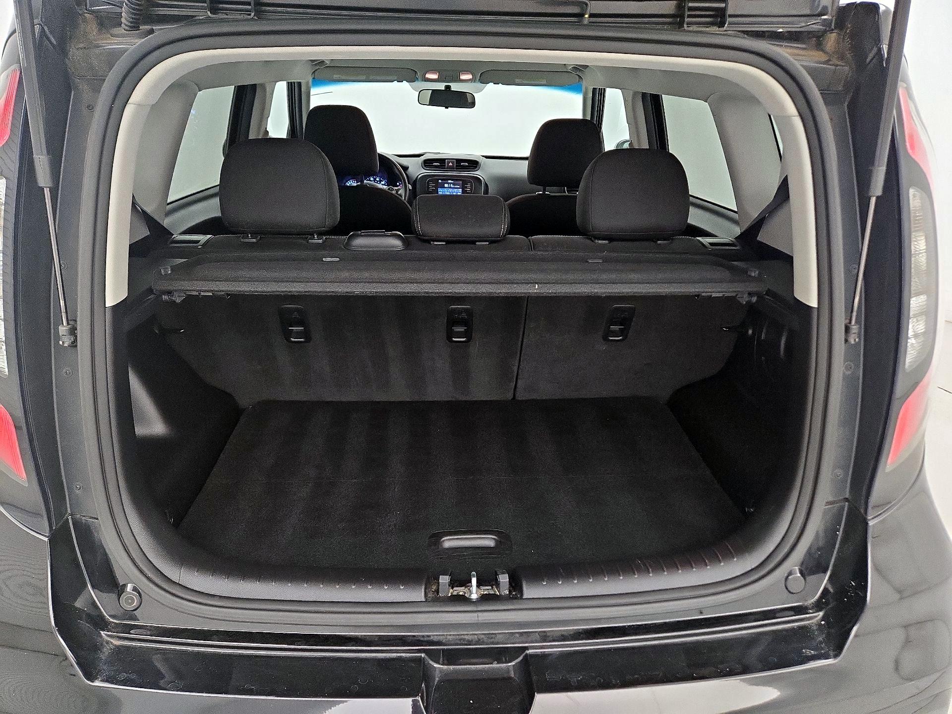 Thumbnail: 2017 Kia Soul - 20