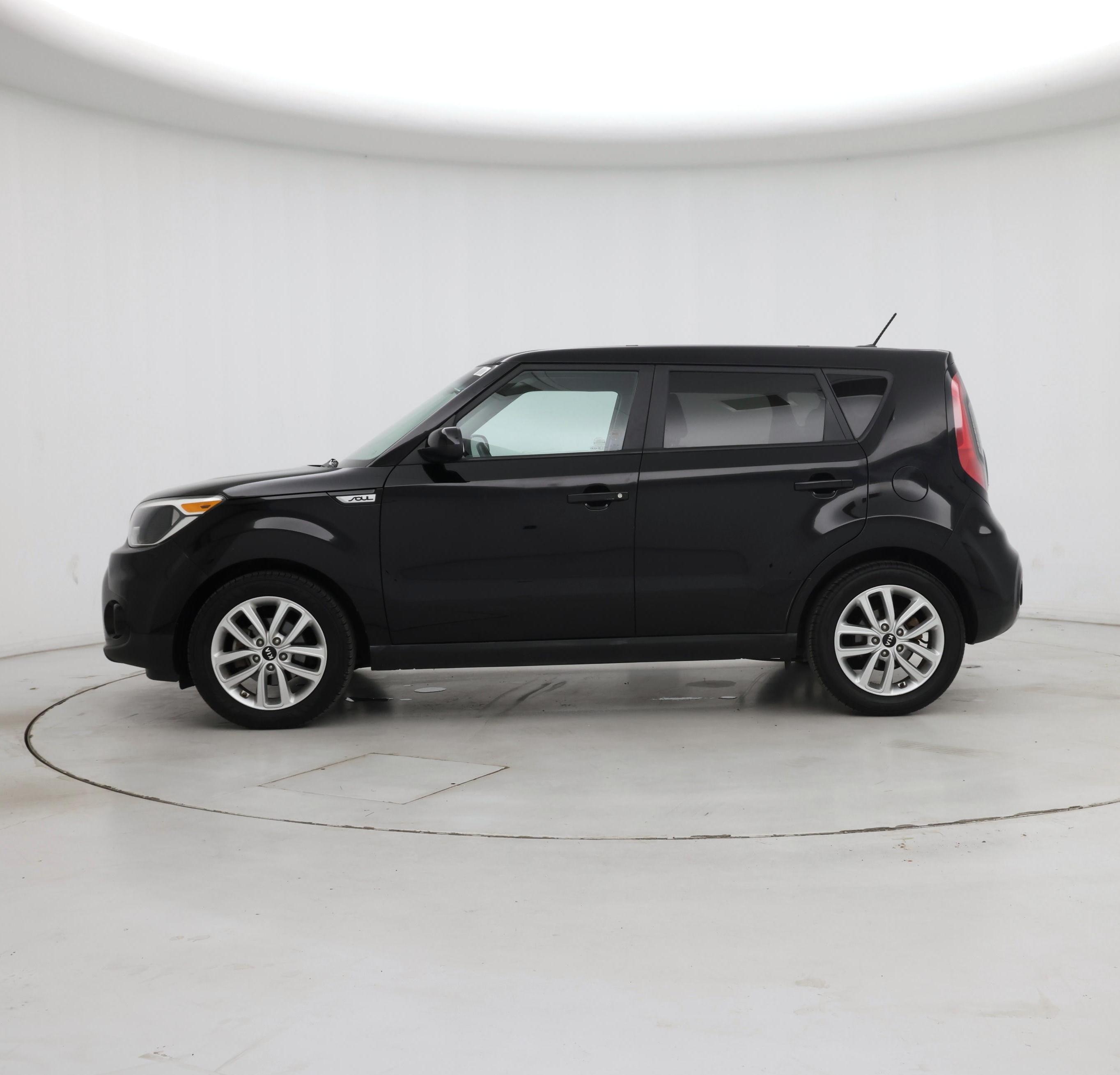 Thumbnail: 2017 Kia Soul - 3