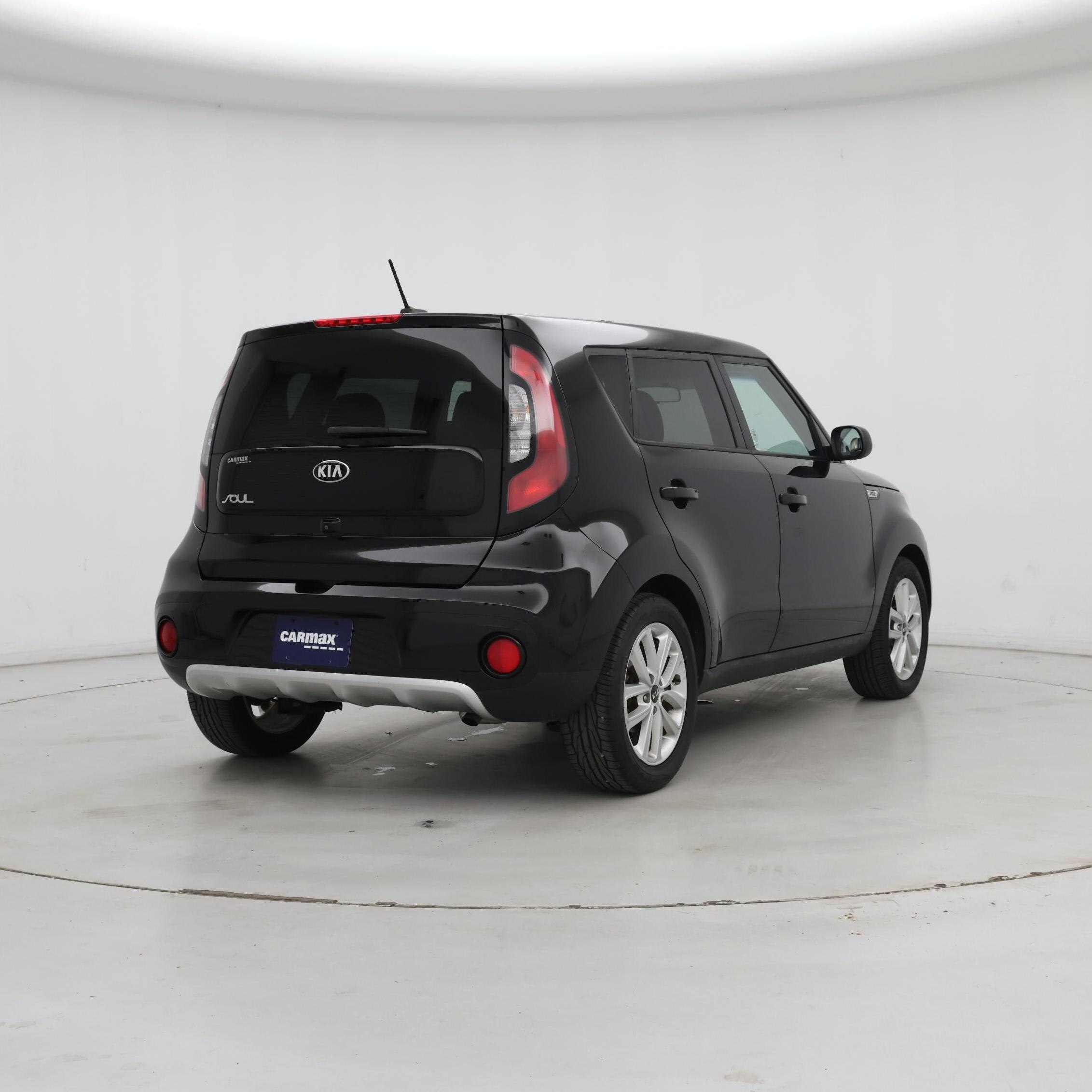 Thumbnail: 2017 Kia Soul - 8