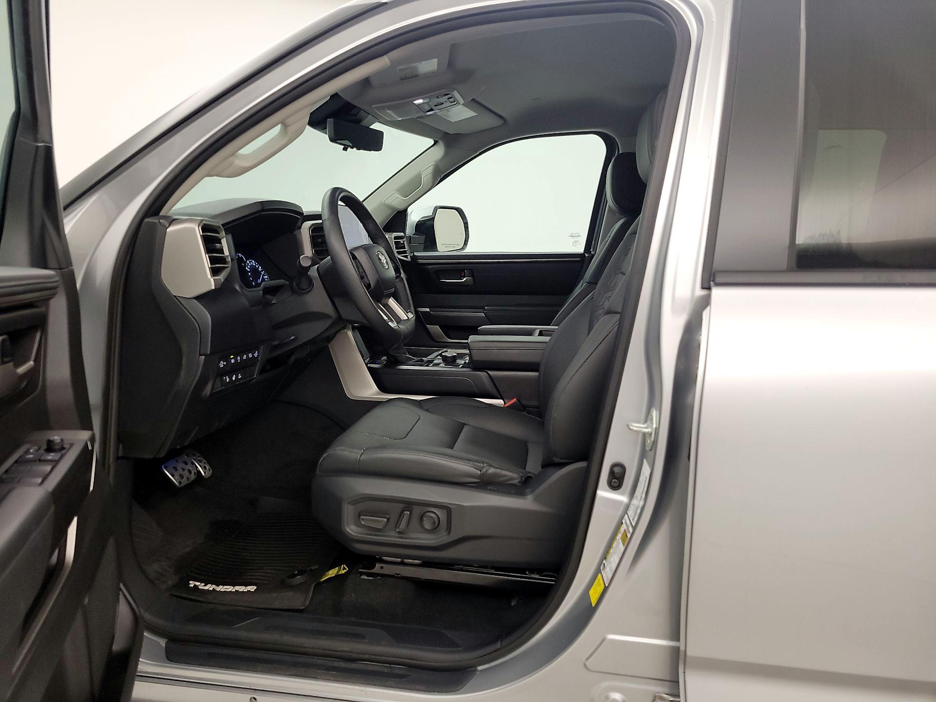 Thumbnail: 2024 Toyota Tundra - 11