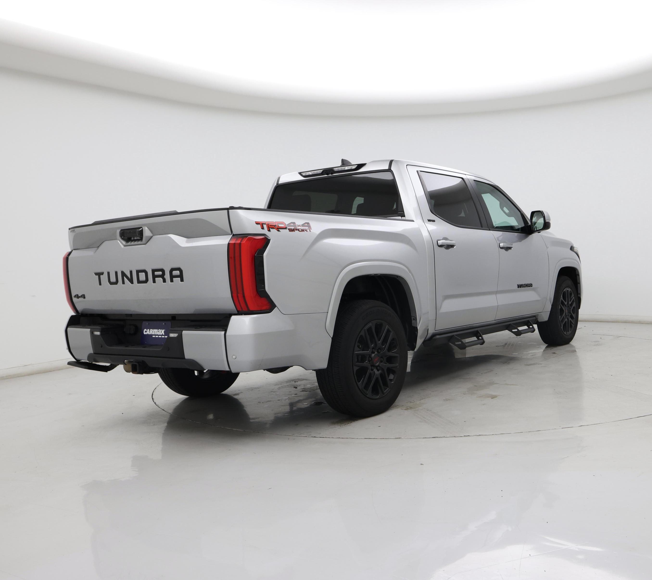 Thumbnail: 2024 Toyota Tundra - 8