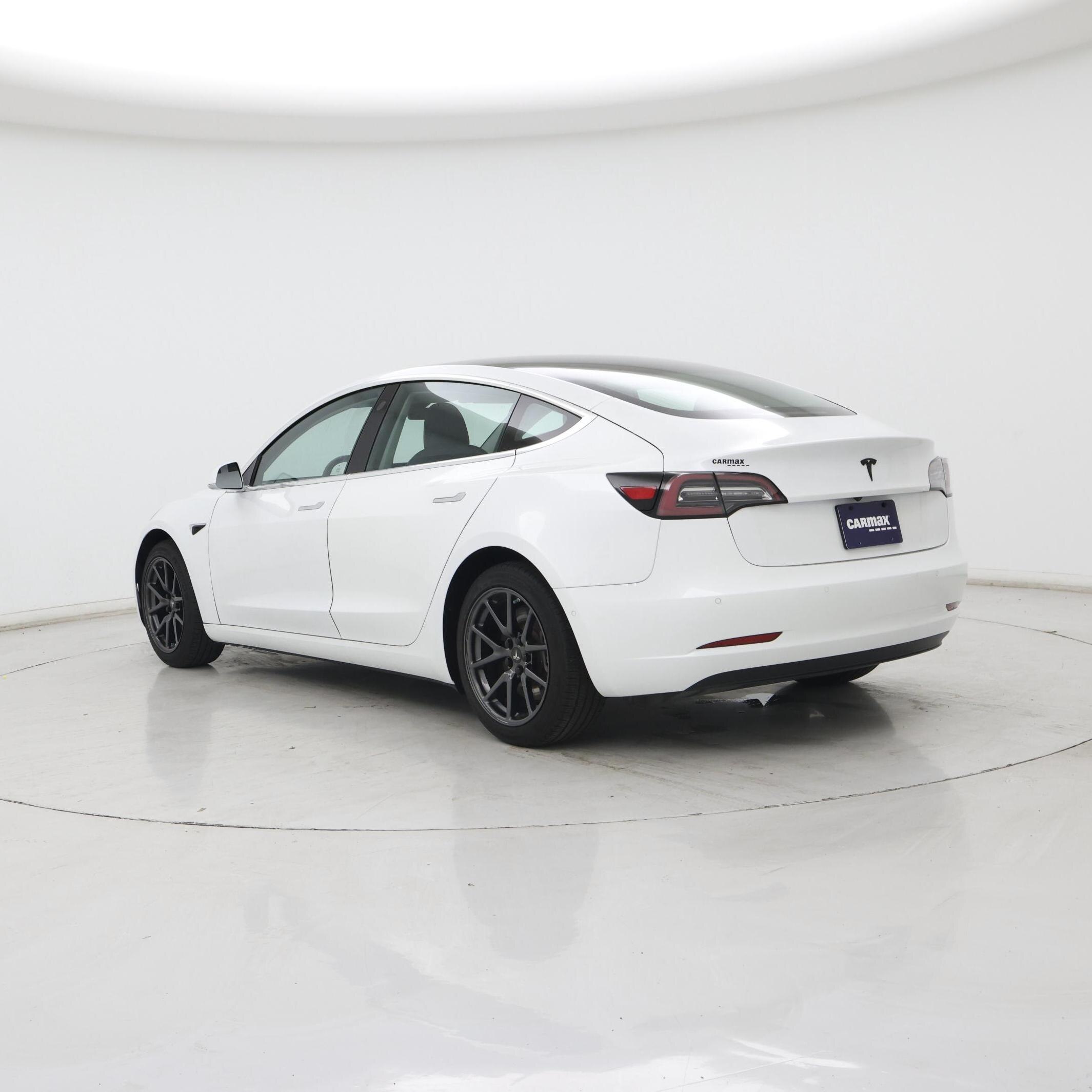 Thumbnail: 2020 Tesla Model 3 - 2