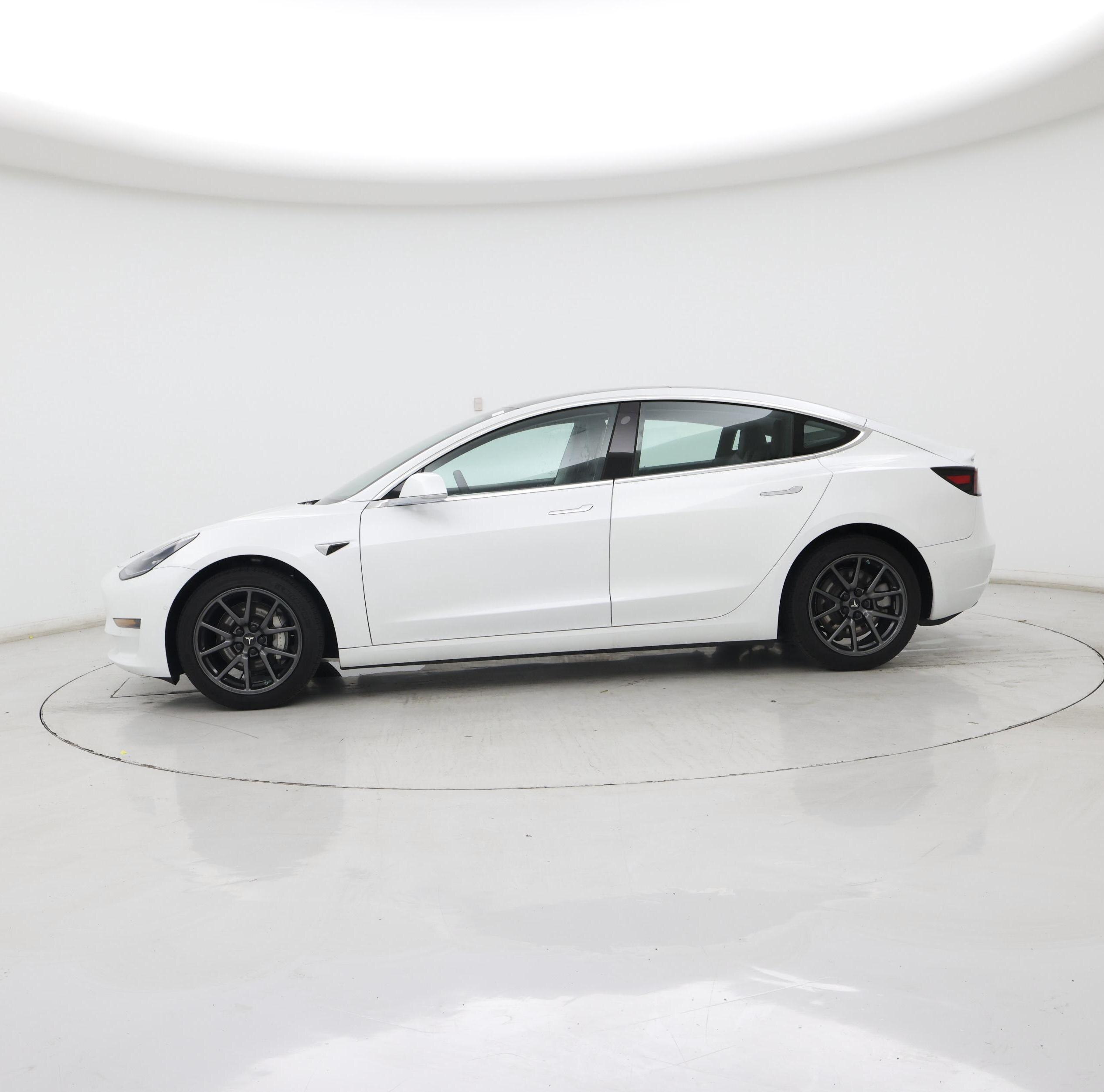 Thumbnail: 2020 Tesla Model 3 - 3