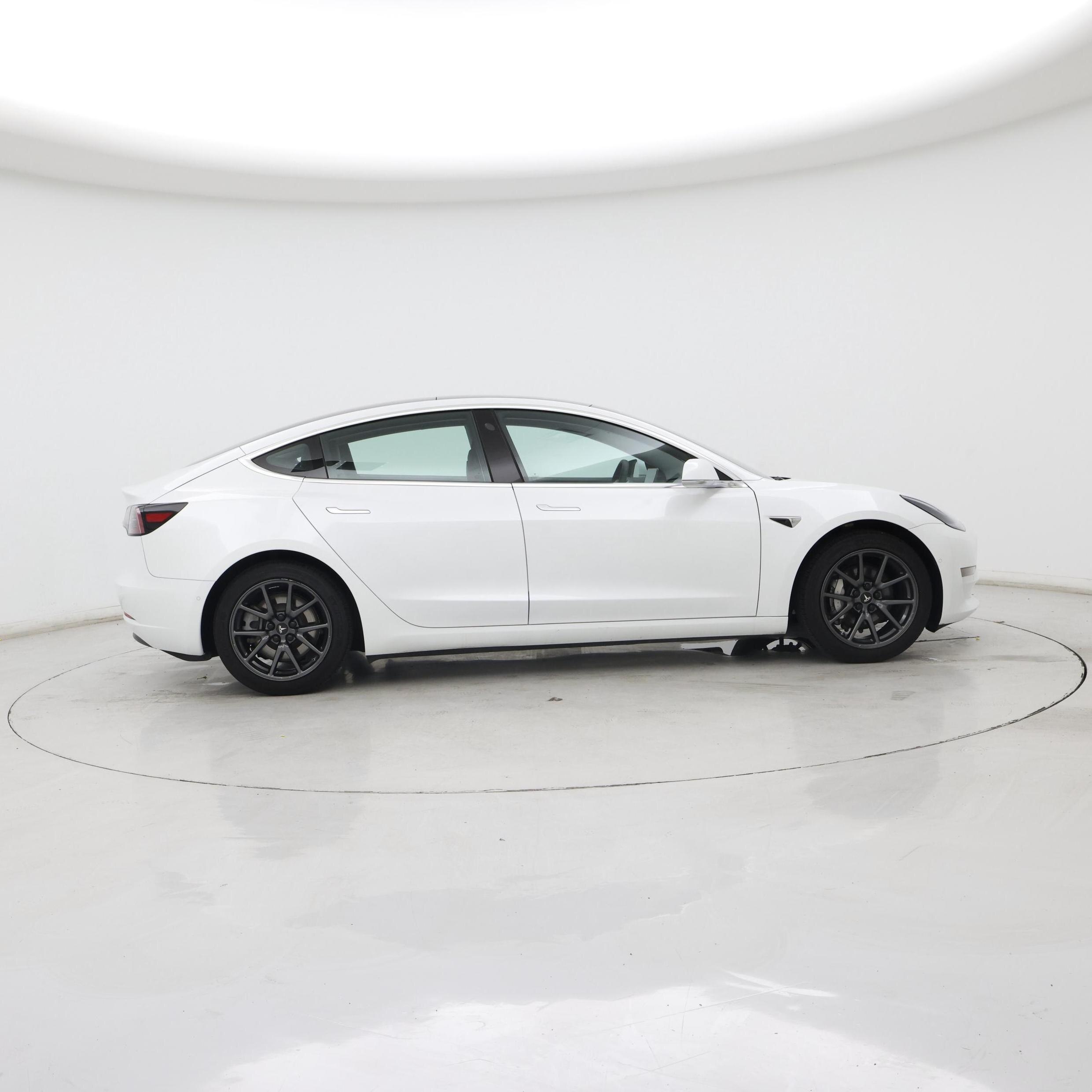 Thumbnail: 2020 Tesla Model 3 - 7