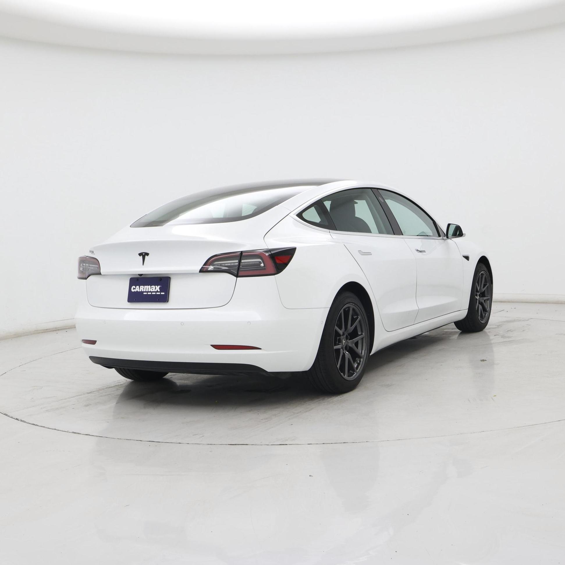 Thumbnail: 2020 Tesla Model 3 - 8