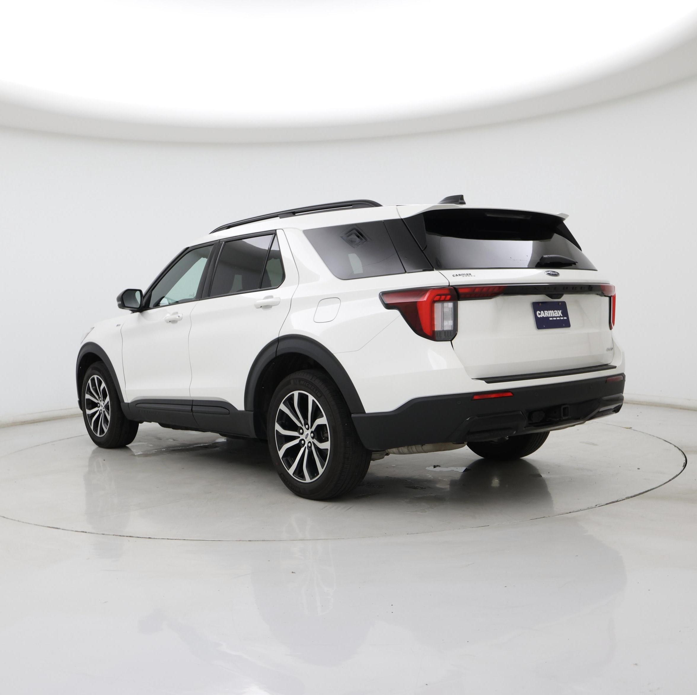 Thumbnail: 2025 Ford Explorer - 2