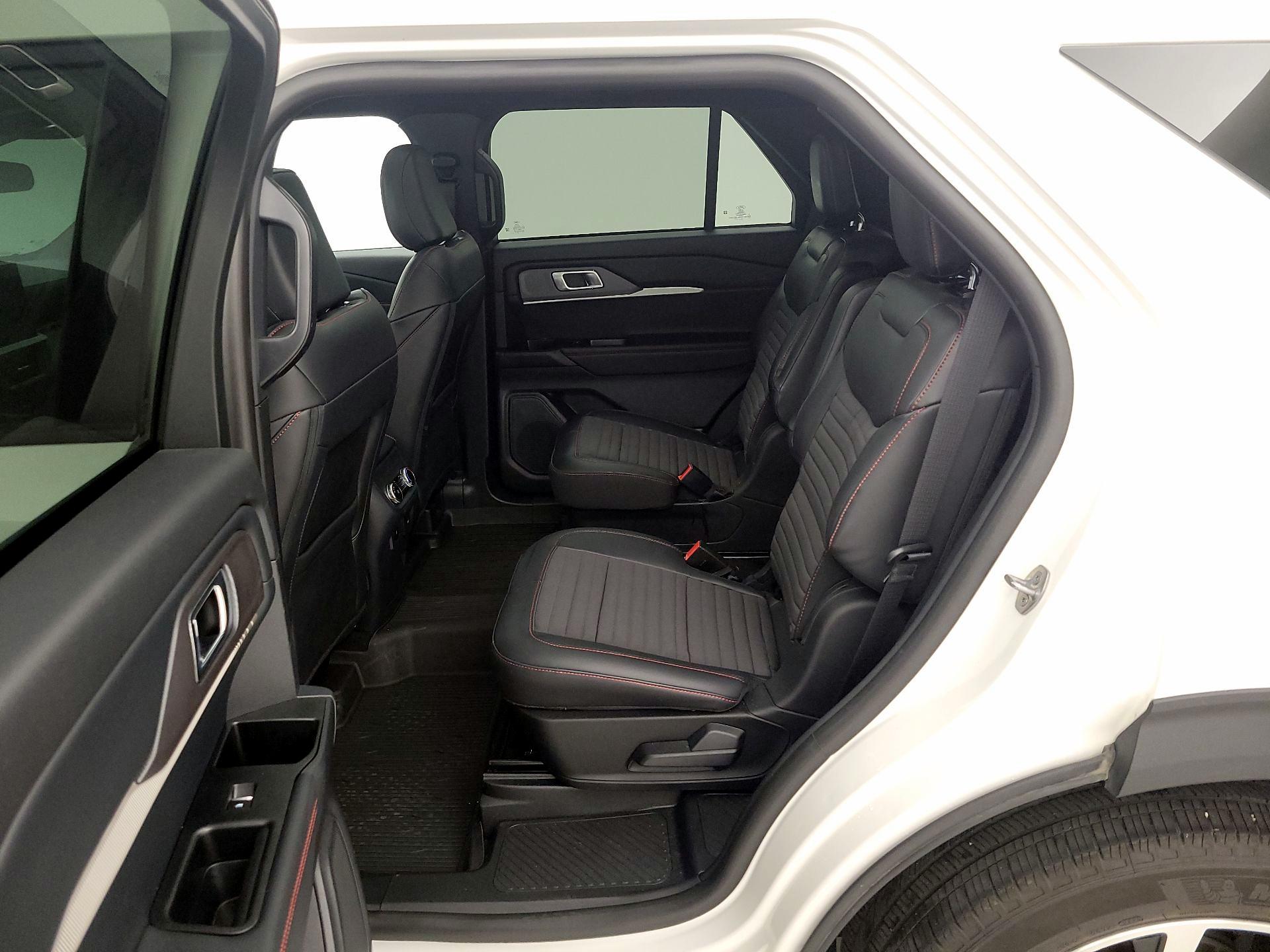 Thumbnail: 2025 Ford Explorer - 20