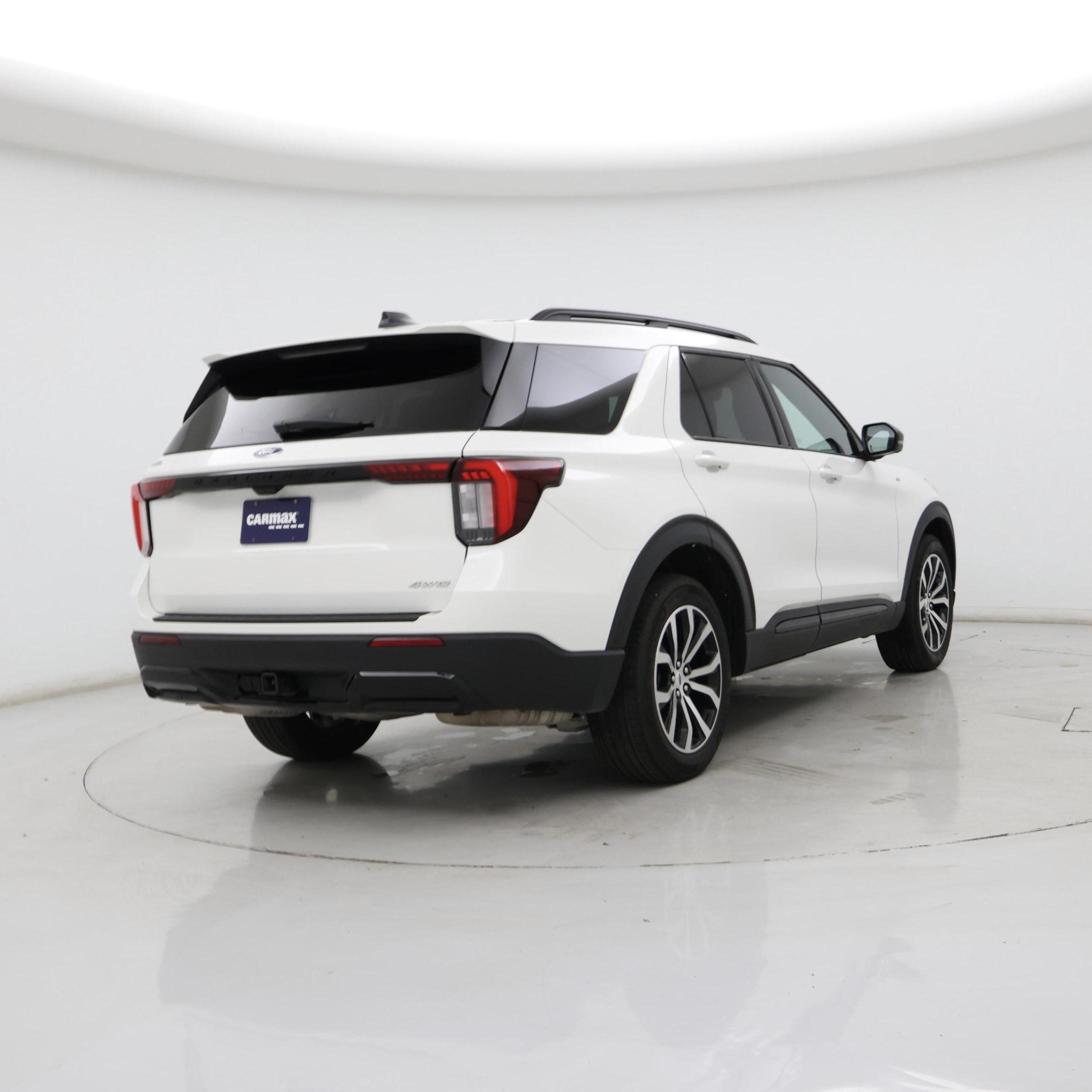 Thumbnail: 2025 Ford Explorer - 8