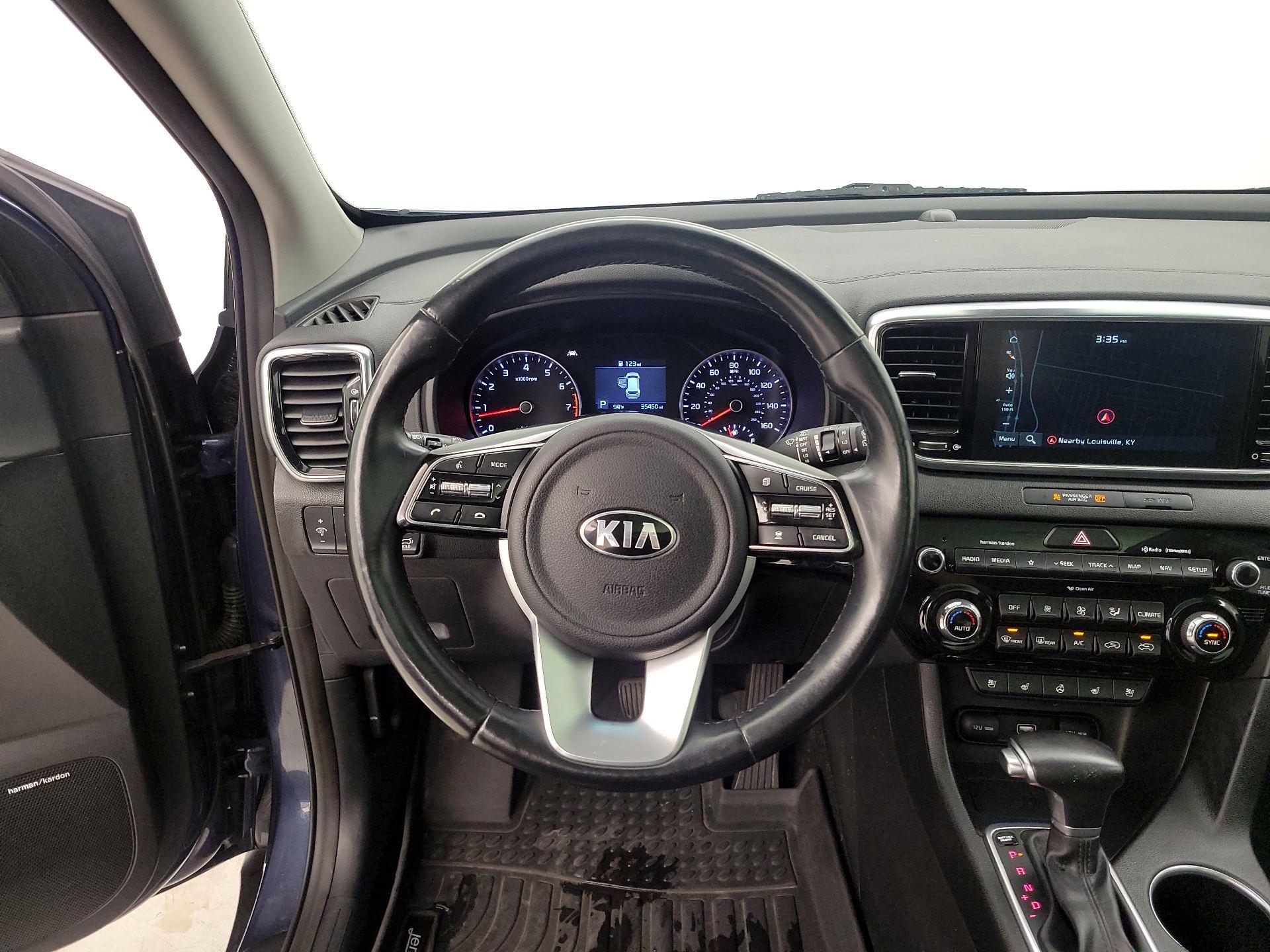 Thumbnail: 2022 Kia Sportage - 10