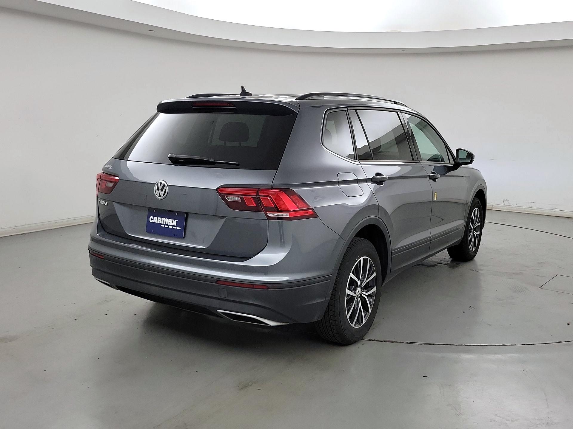 Thumbnail: 2021 Volkswagen Tiguan - 5