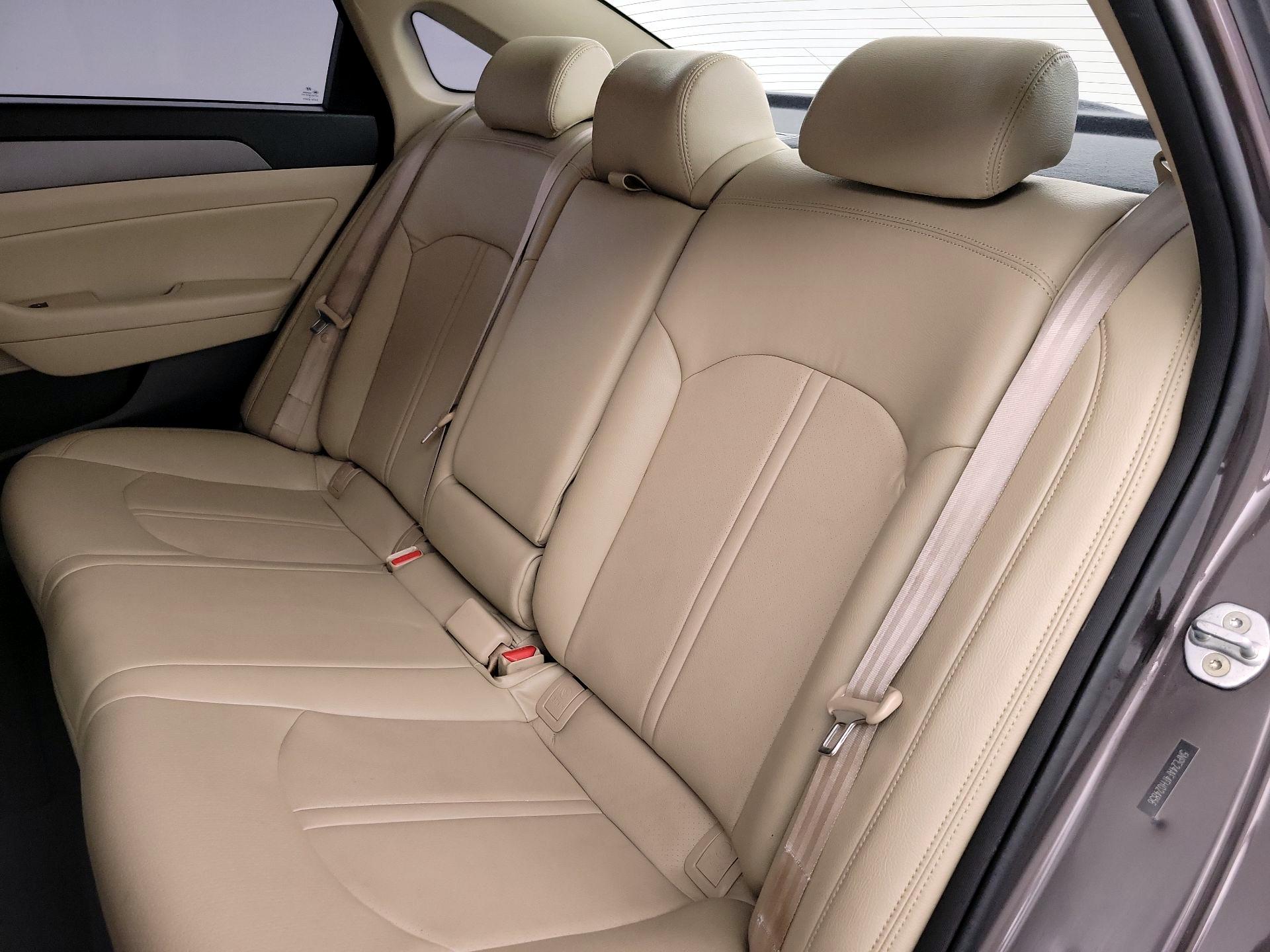 Thumbnail: 2015 Hyundai Sonata - 19