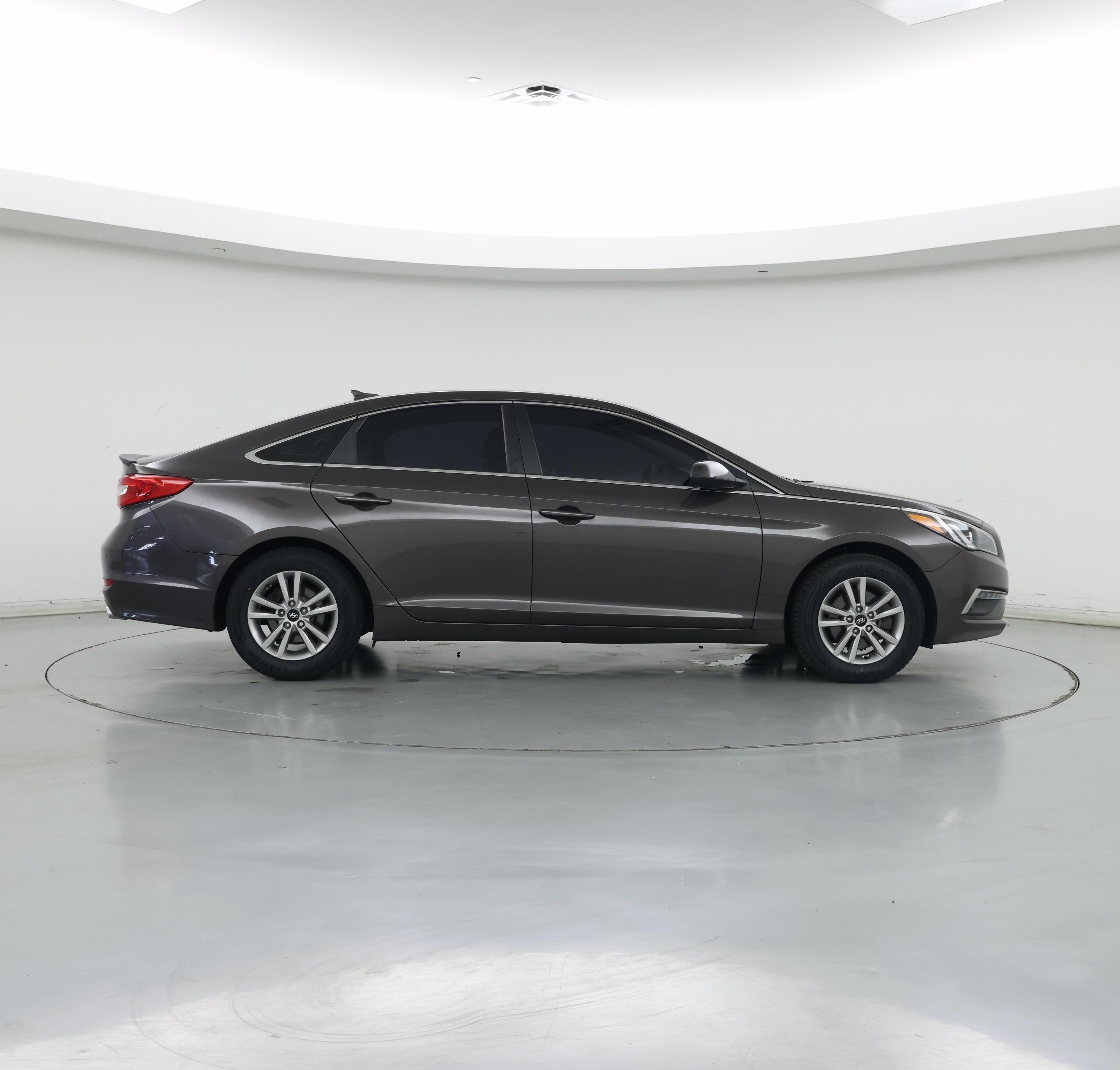 Thumbnail: 2015 Hyundai Sonata - 7